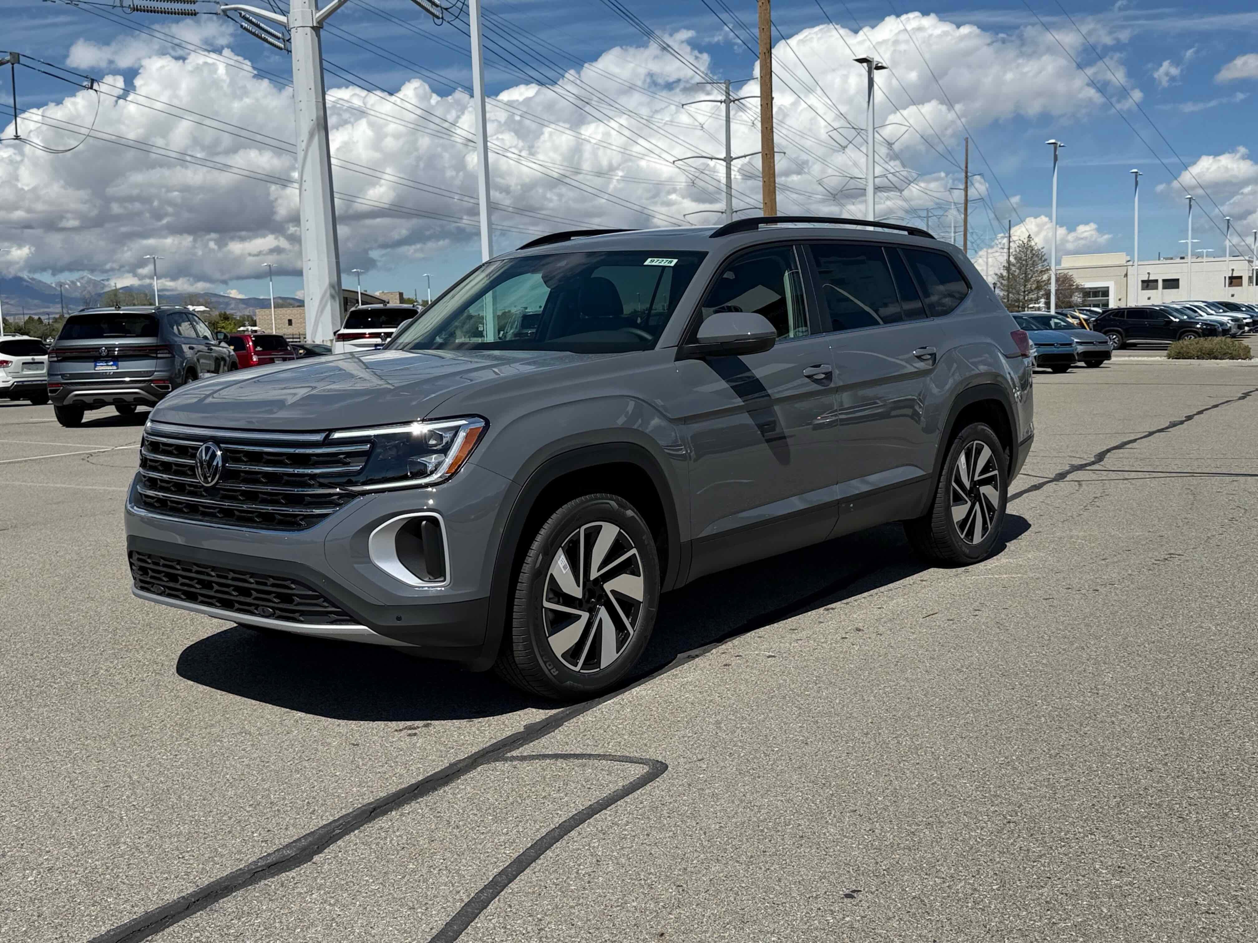 2026 Volkswagen Atlas 2.0T SE w/Technology