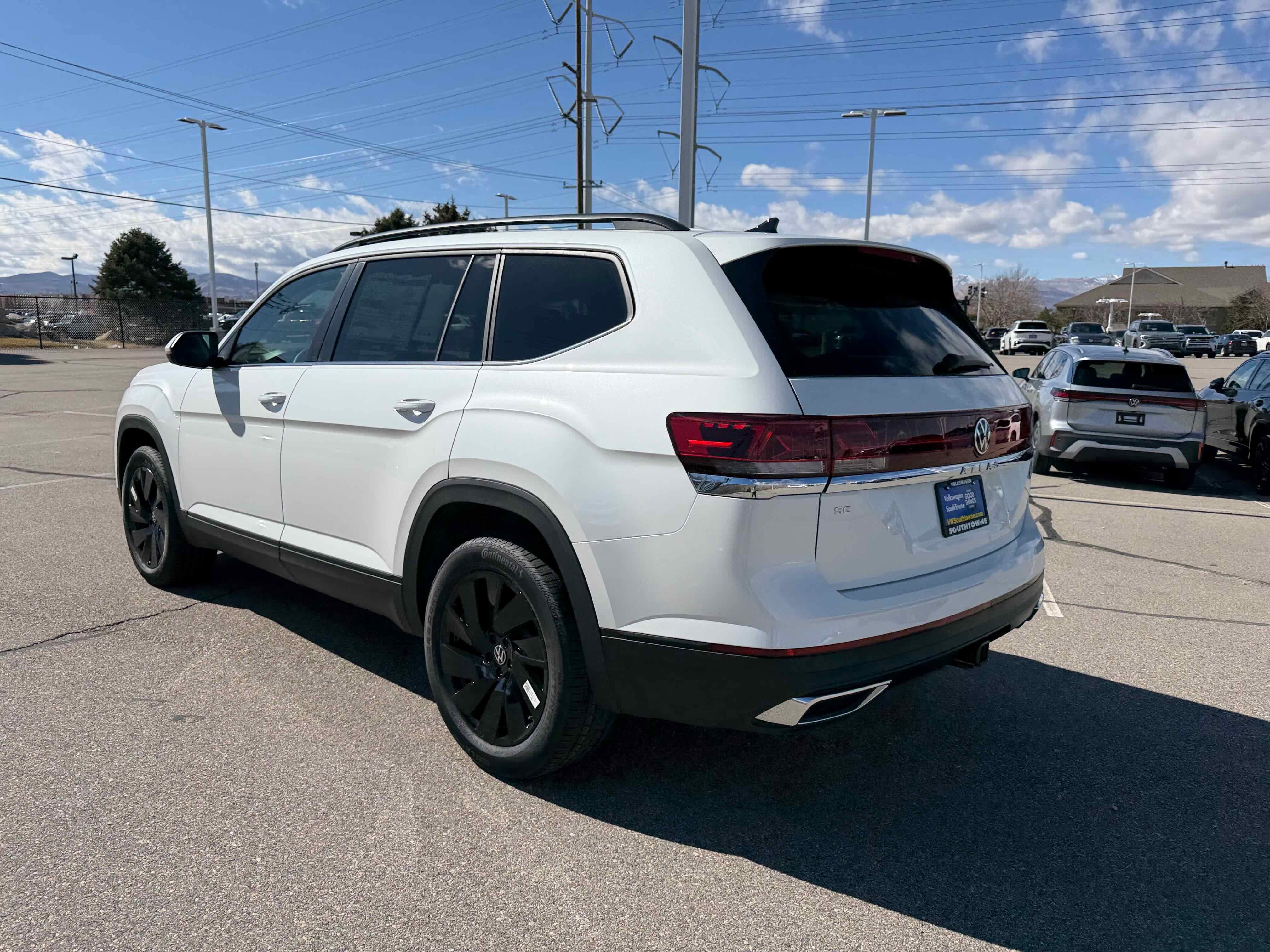 2026 Volkswagen Atlas 2.0T SE w/Technology