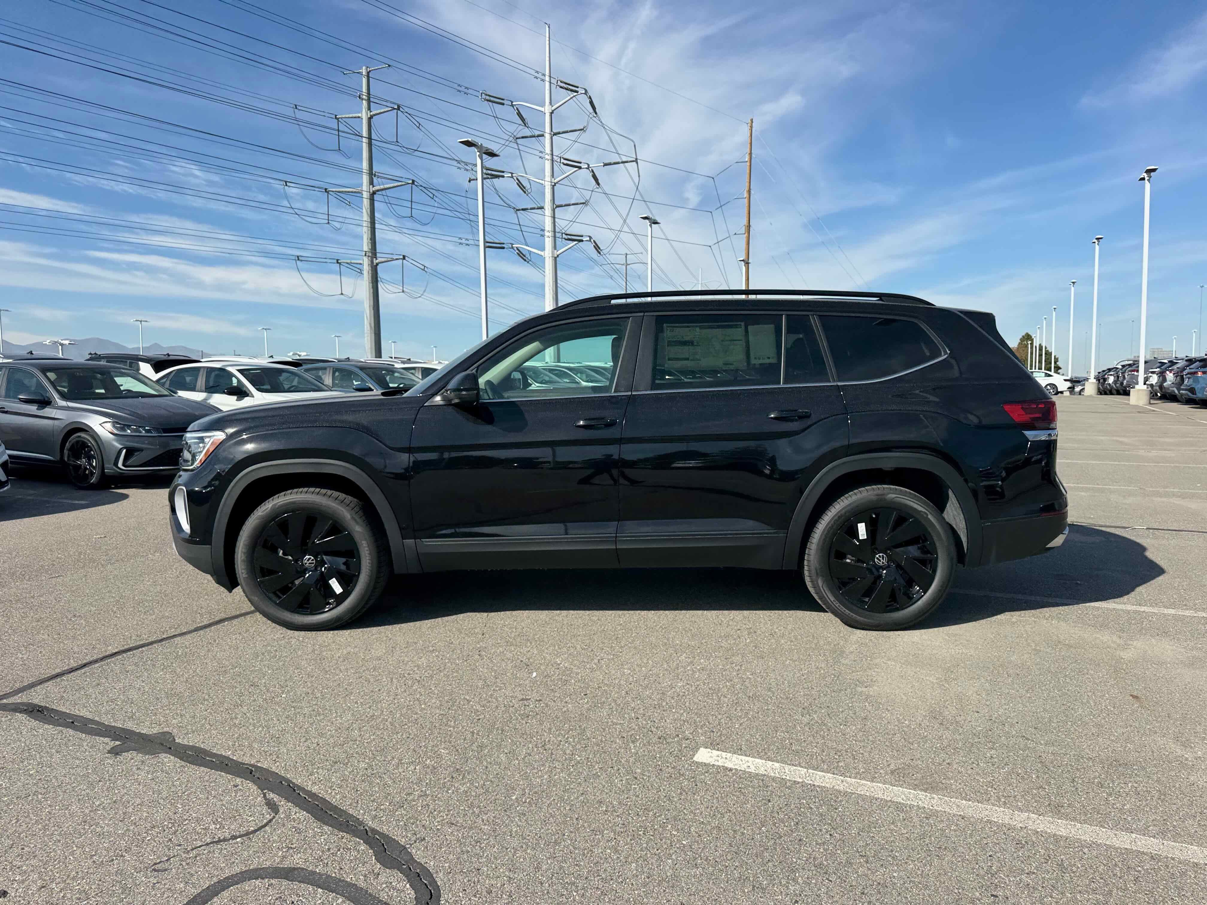 2026 Volkswagen Atlas 2.0T SE w/Technology