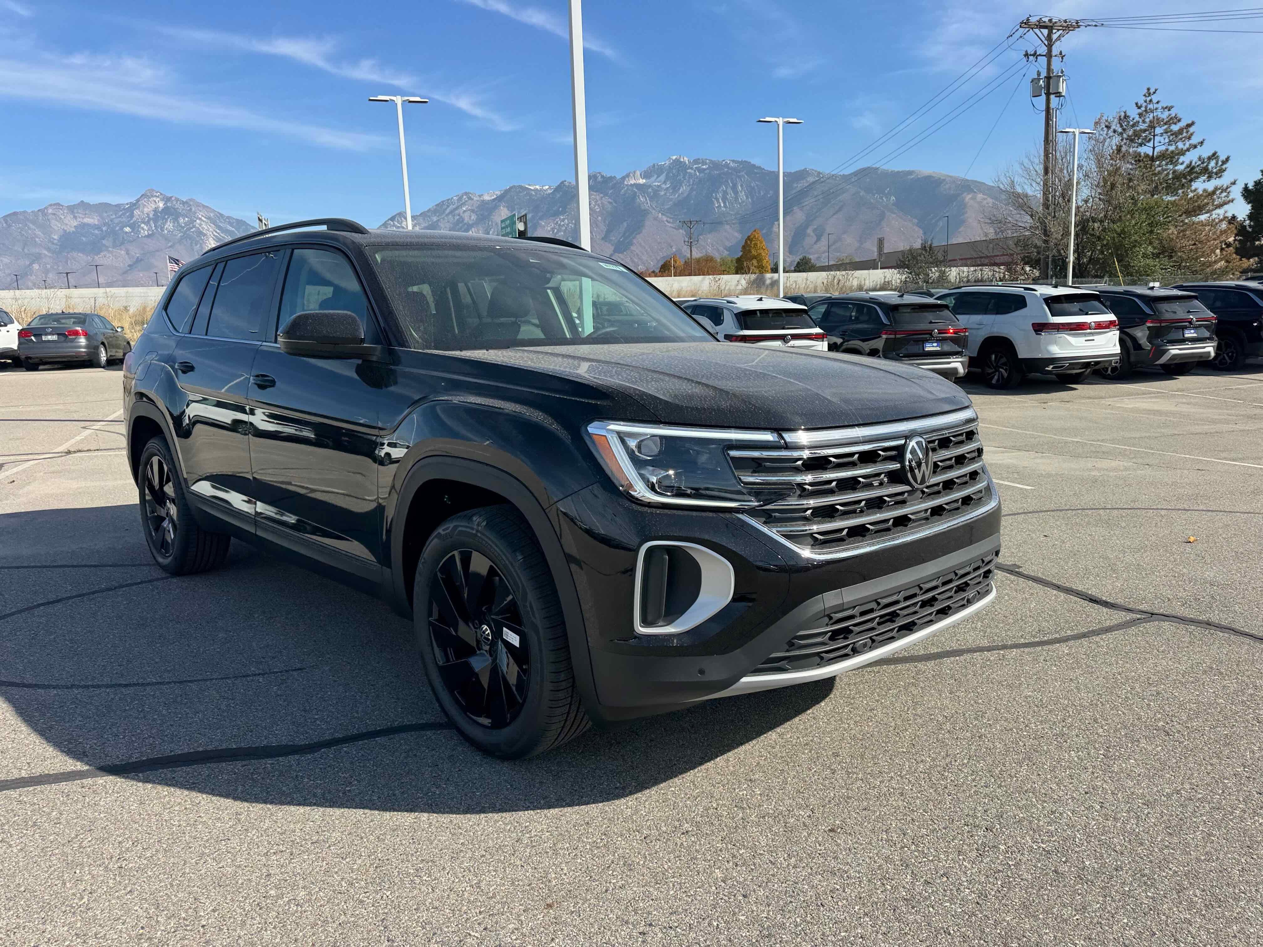 2026 Volkswagen Atlas 2.0T SE w/Technology