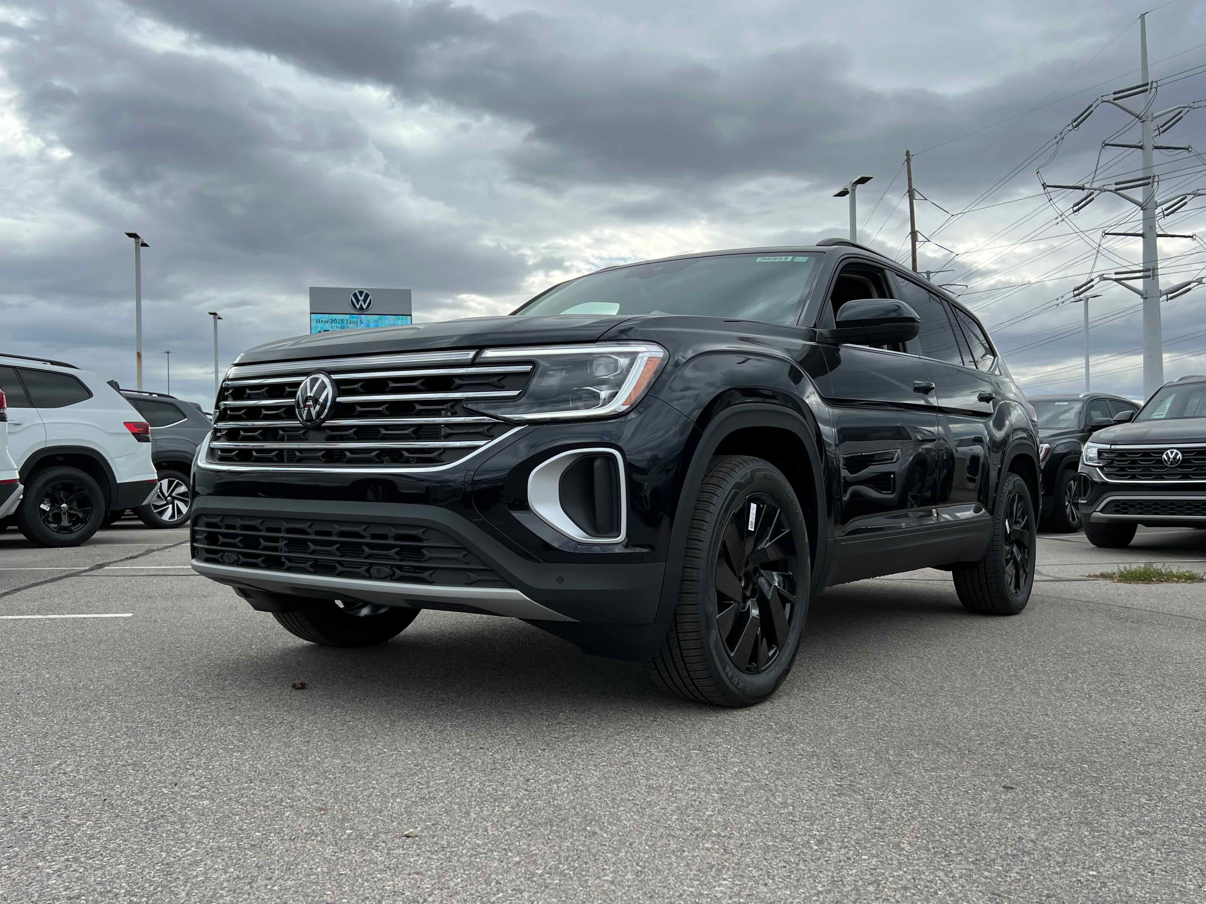 2026 Volkswagen Atlas 2.0T SE w/Technology