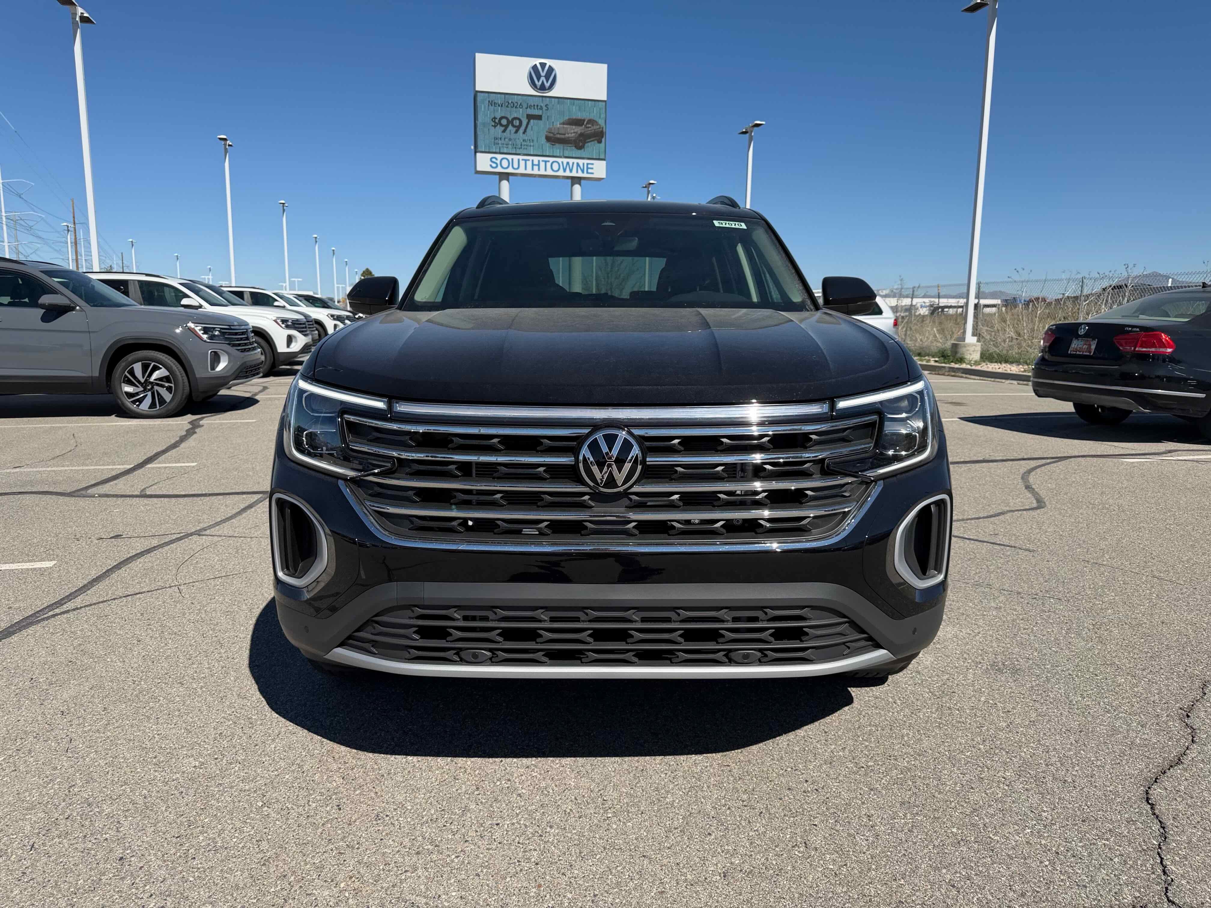 2026 Volkswagen Atlas 2.0T SE w/Technology