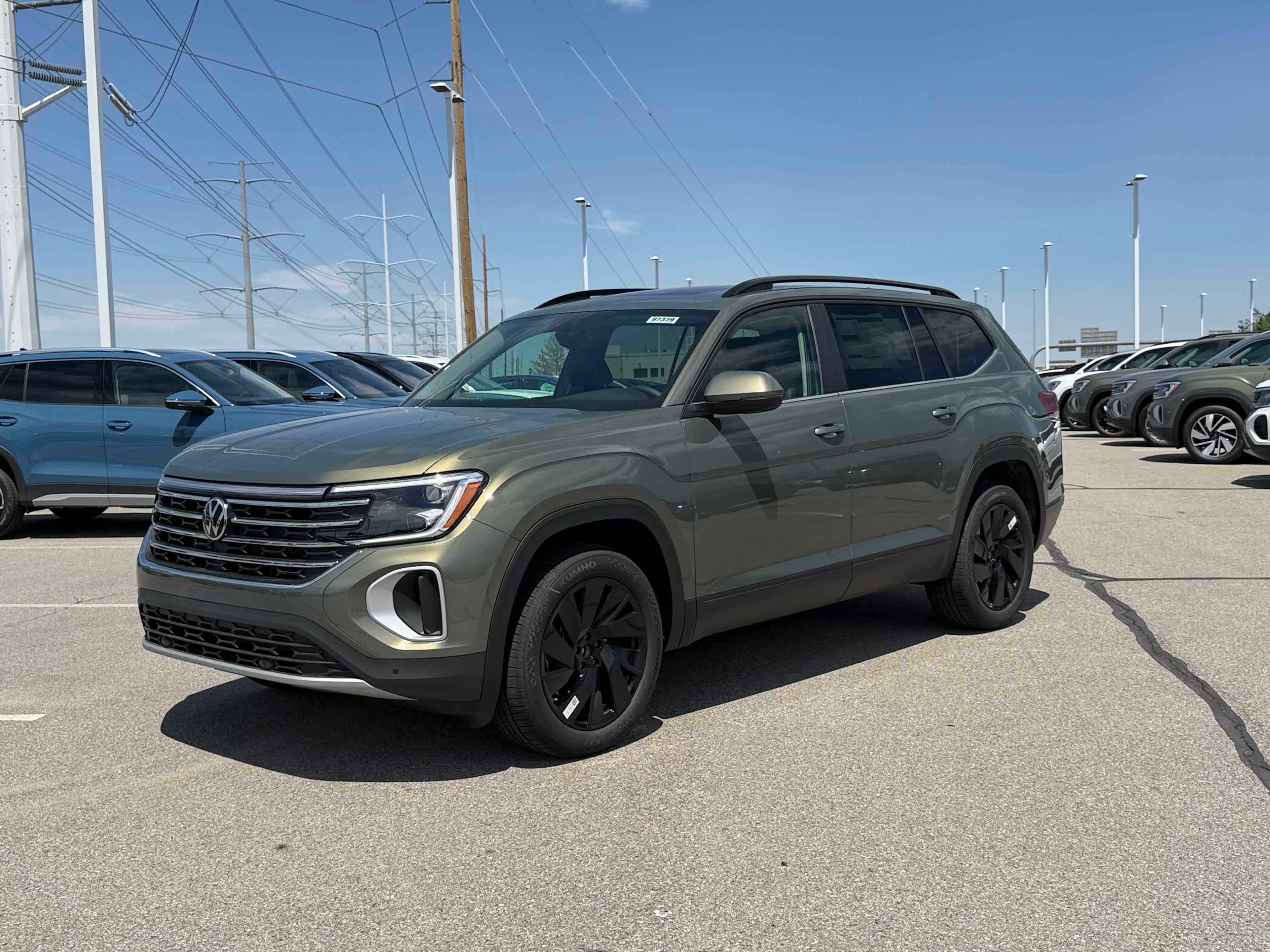 2026 Volkswagen Atlas 2.0T SE w/Technology