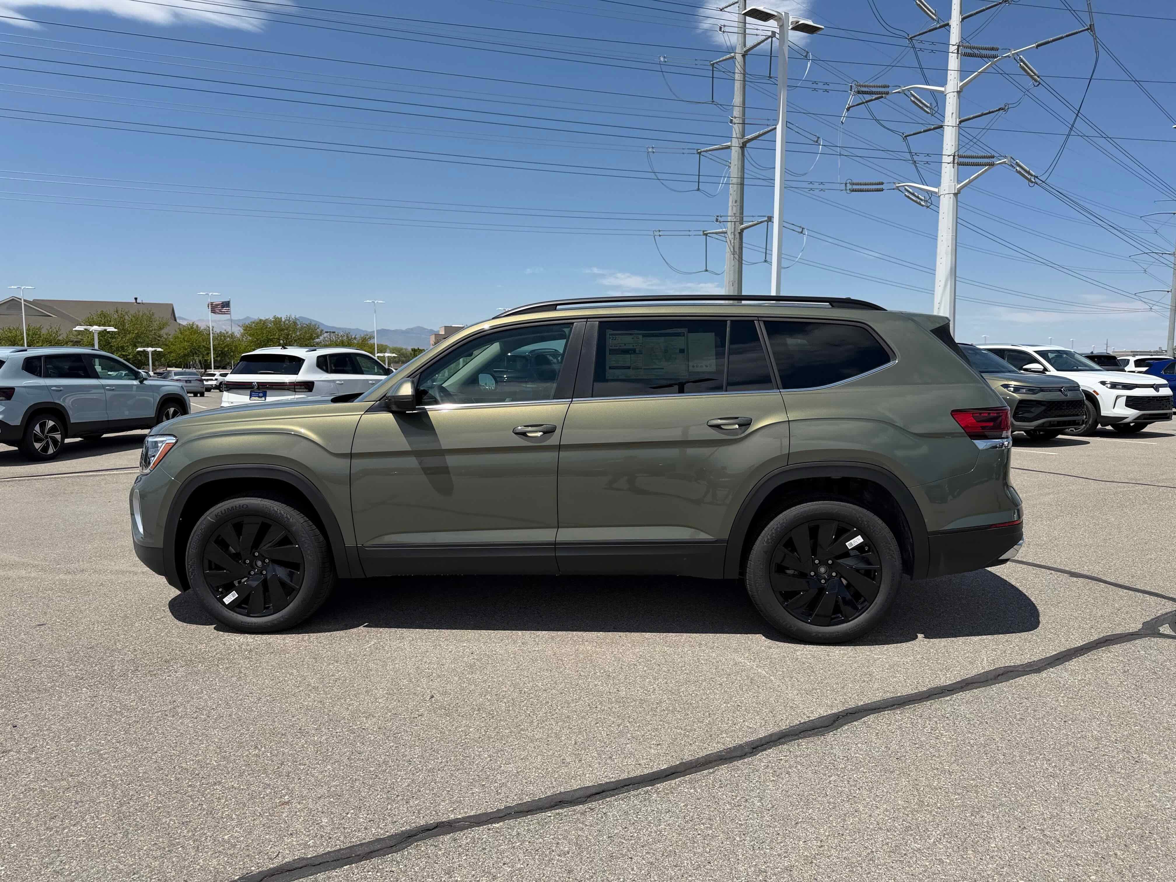 2026 Volkswagen Atlas 2.0T SE w/Technology