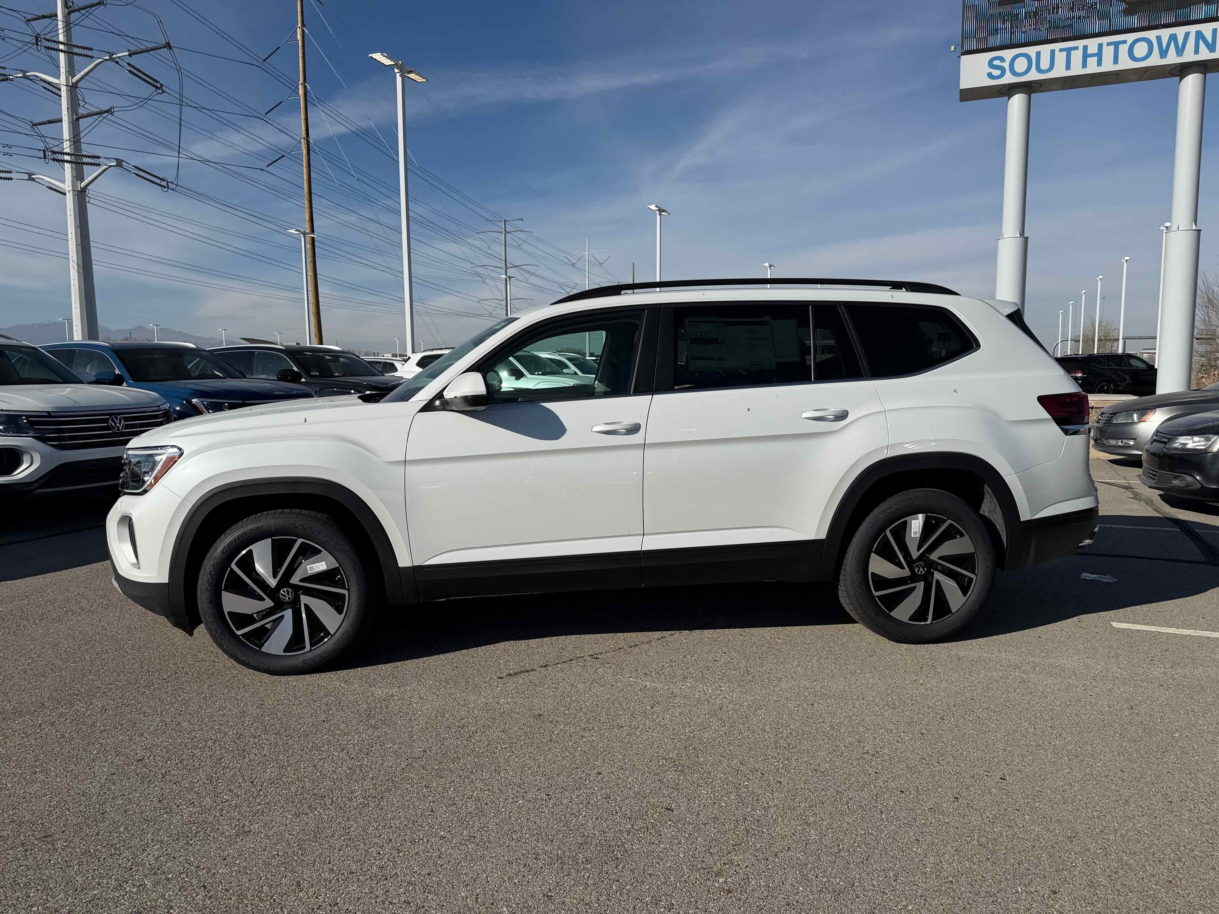 2026 Volkswagen Atlas 2.0T SE w/Technology