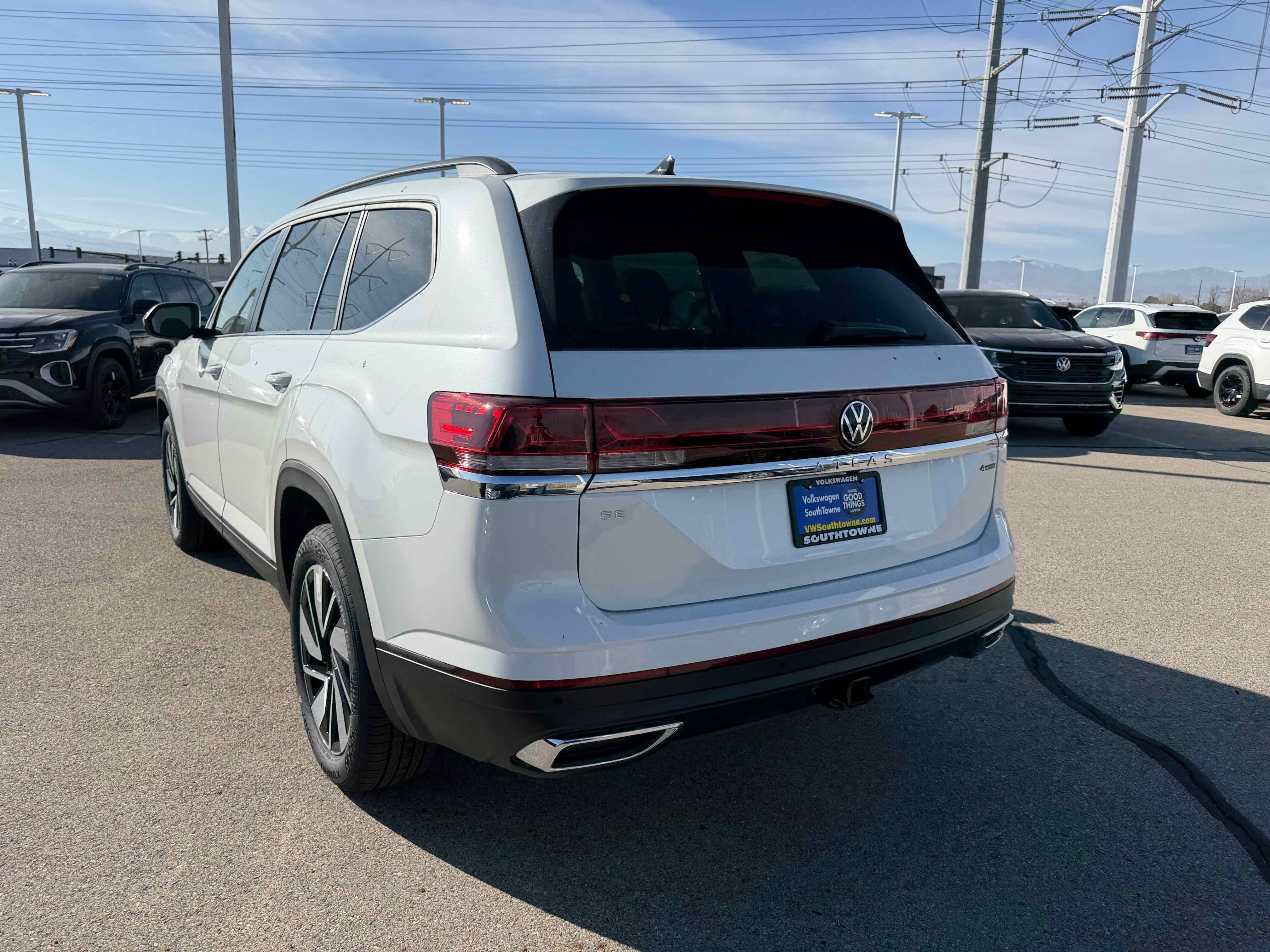 2026 Volkswagen Atlas 2.0T SE w/Technology