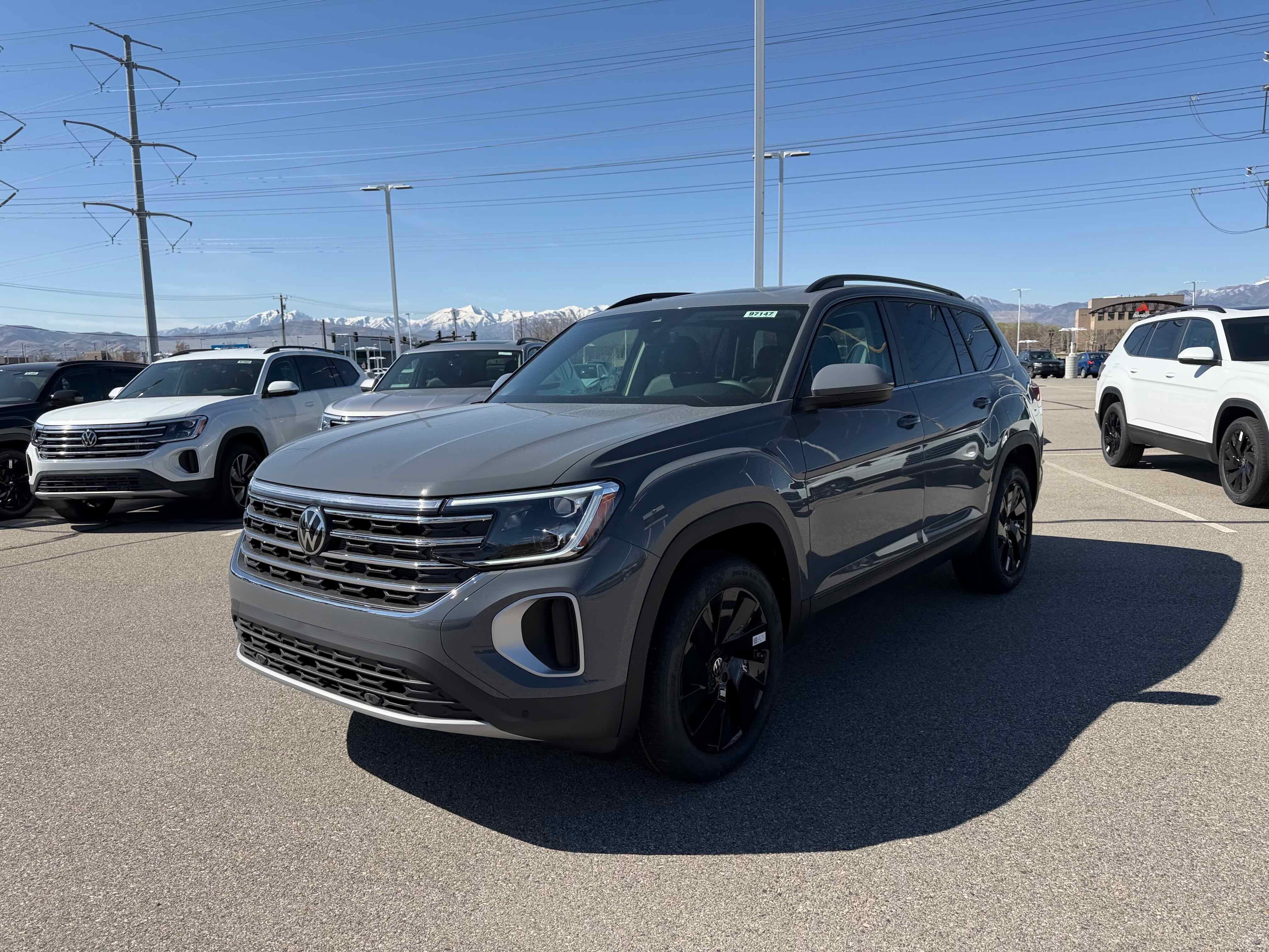 2026 Volkswagen Atlas 2.0T SE w/Technology