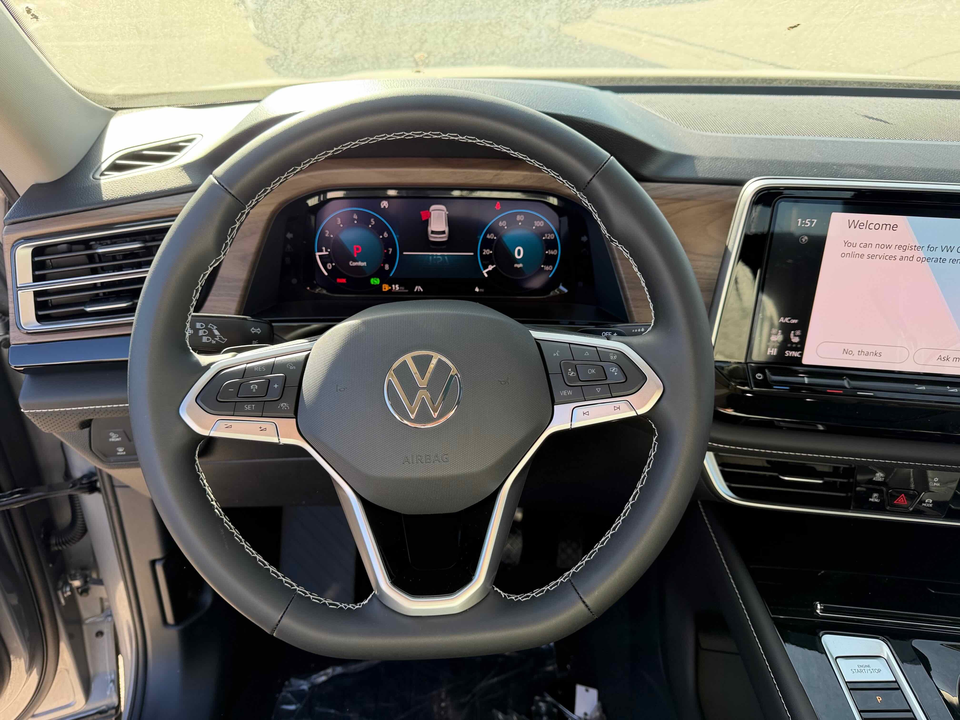 2026 Volkswagen Atlas 2.0T SE w/Technology