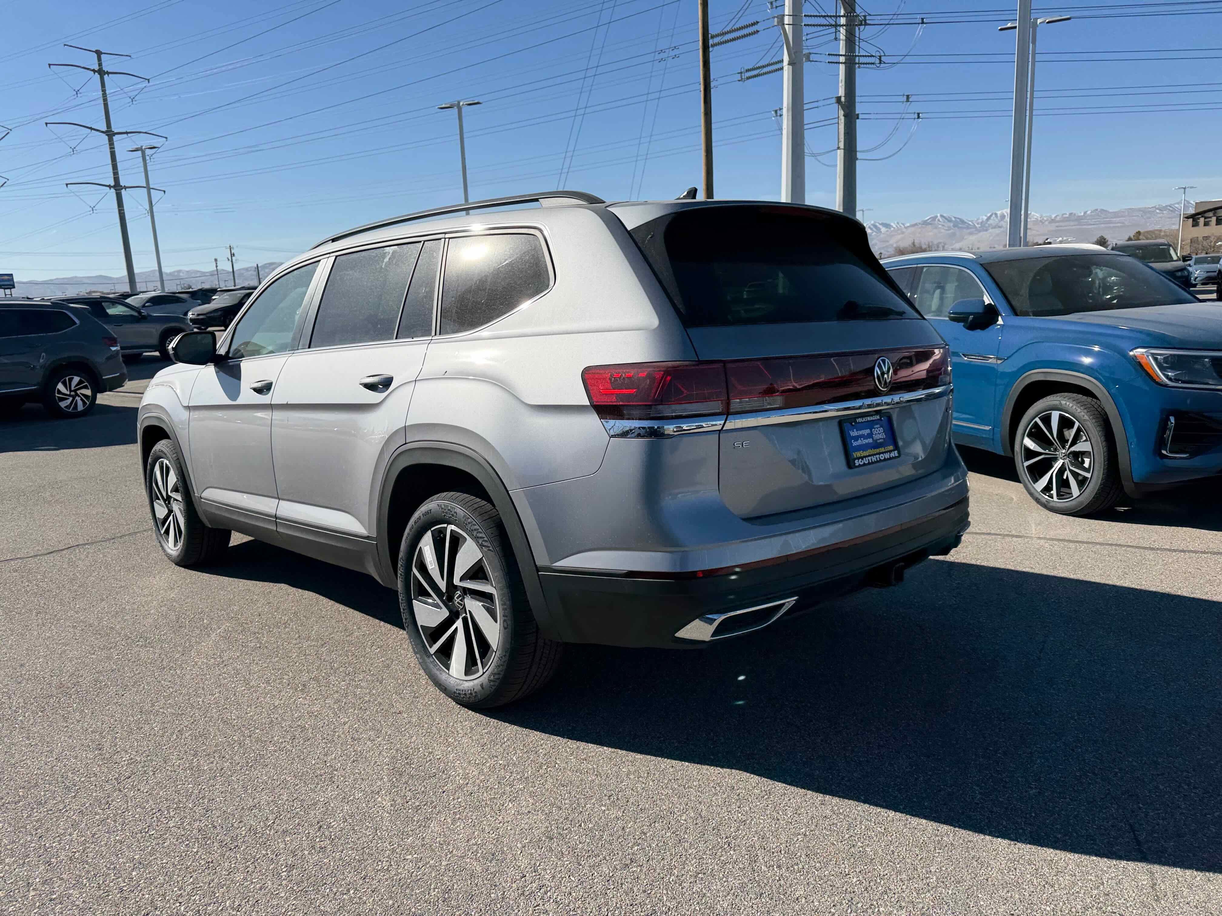 2026 Volkswagen Atlas 2.0T SE w/Technology