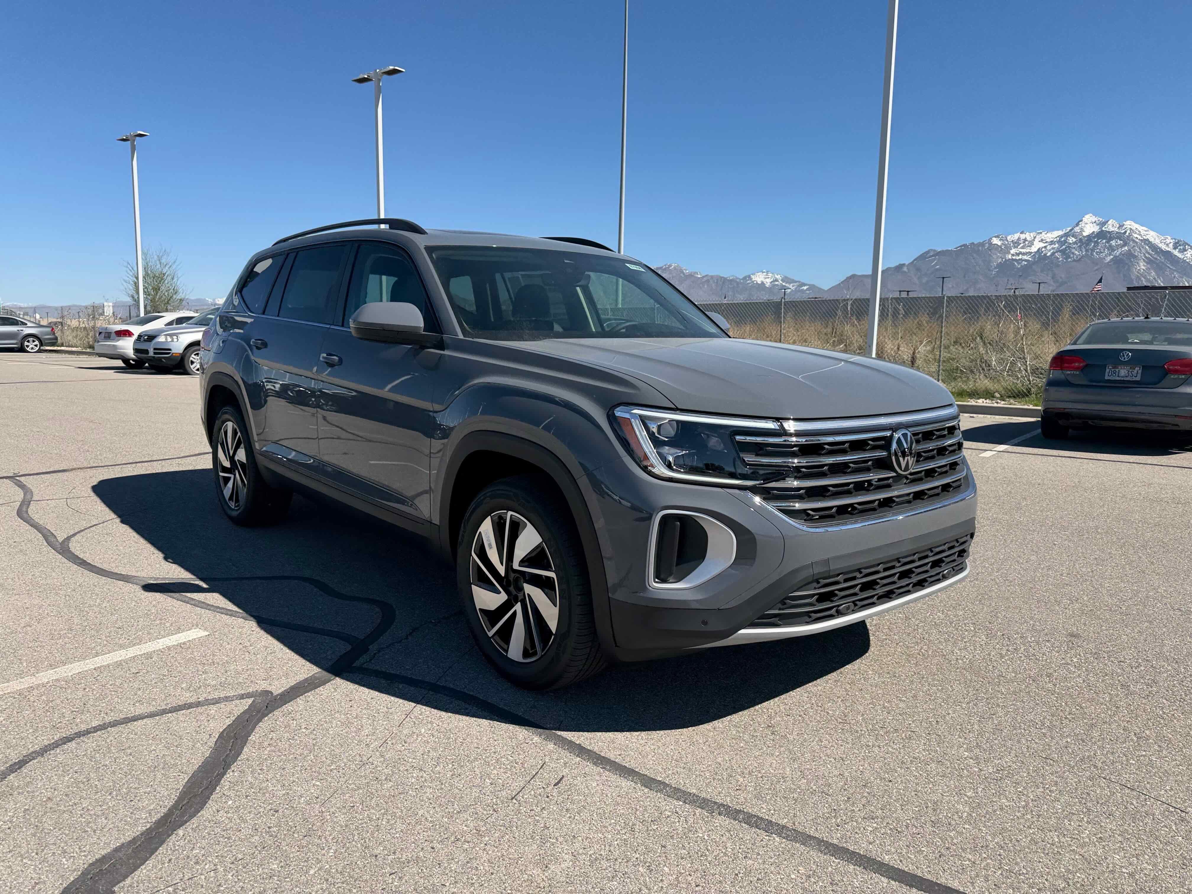 2026 Volkswagen Atlas 2.0T SE w/Technology