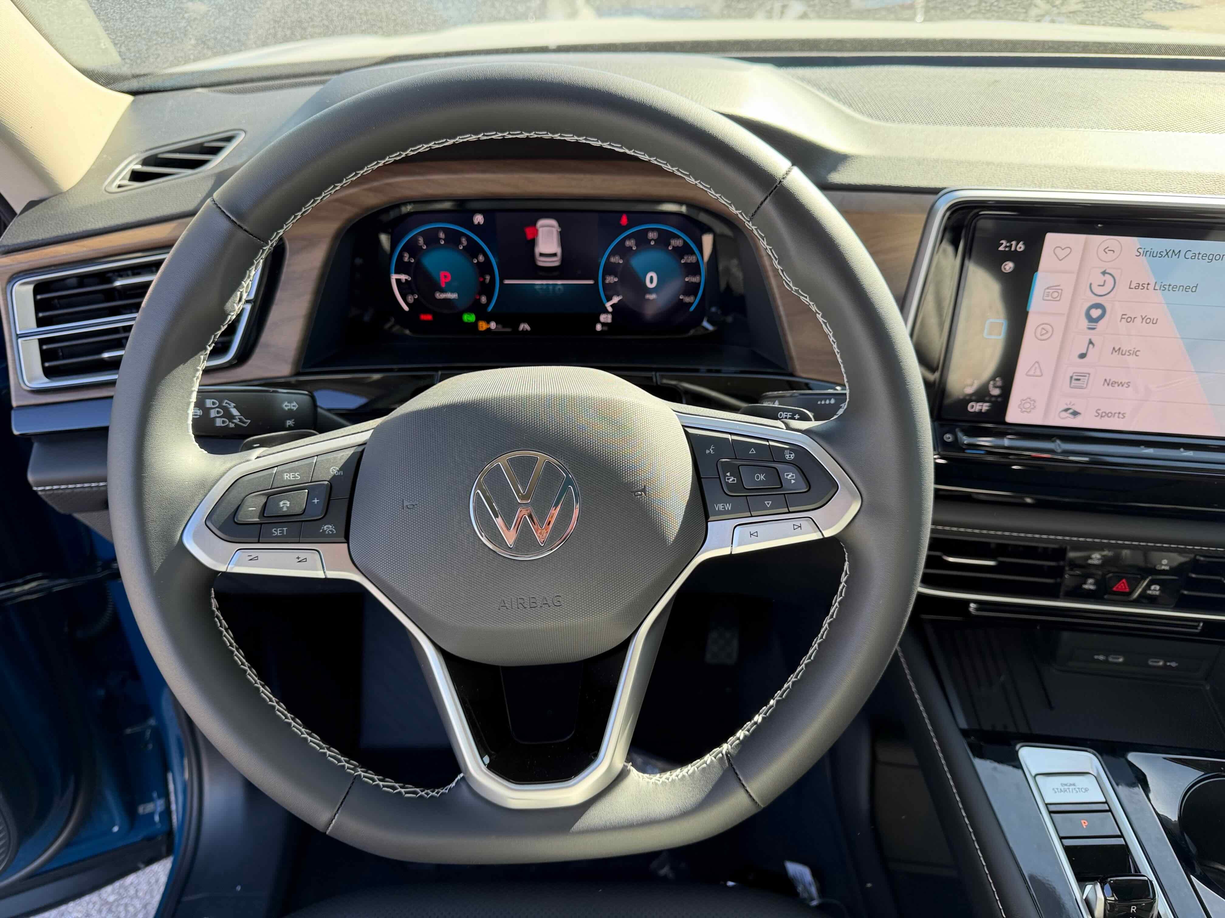 2026 Volkswagen Atlas 2.0T SE w/Technology