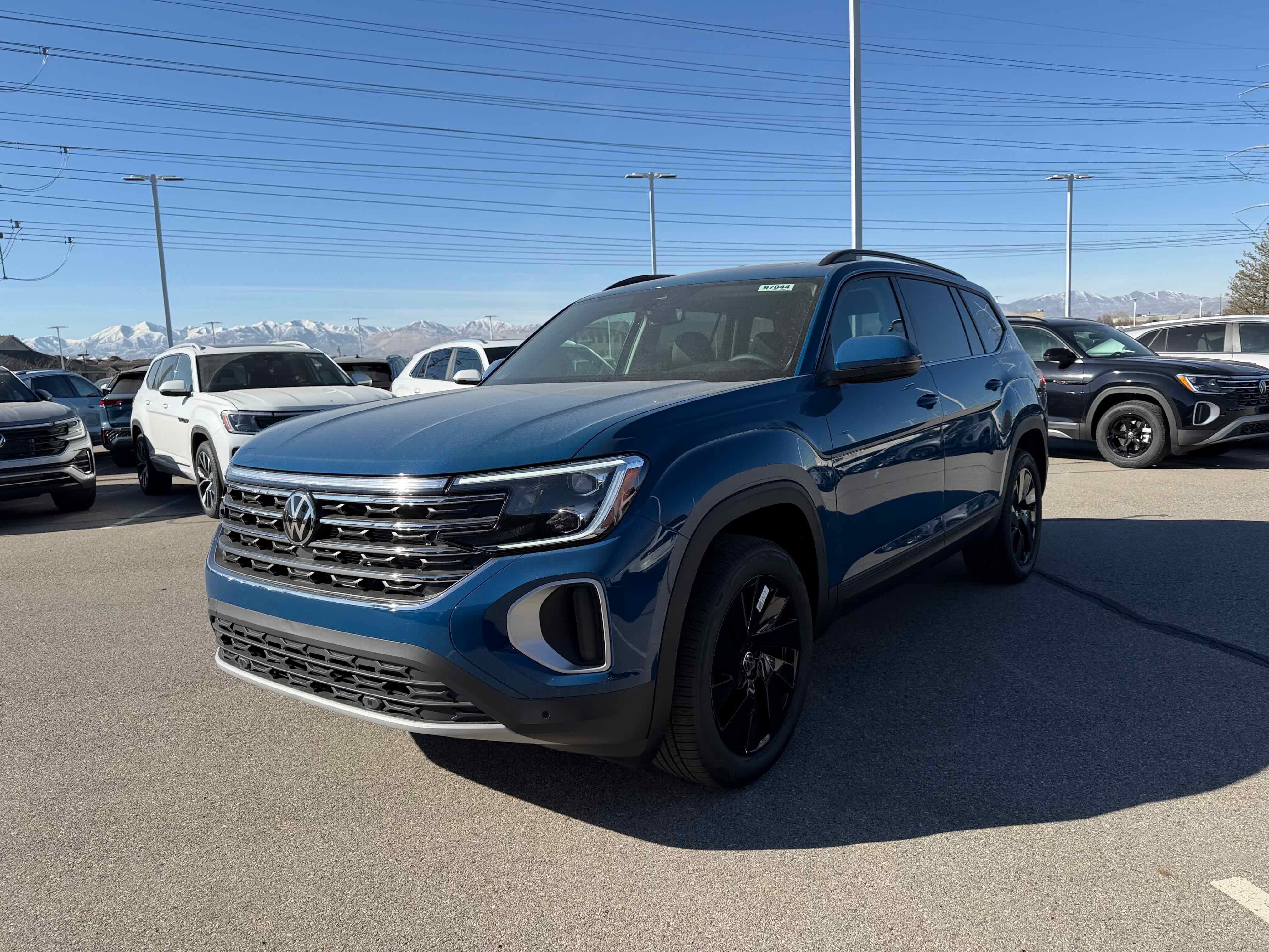 2026 Volkswagen Atlas 2.0T SE w/Technology