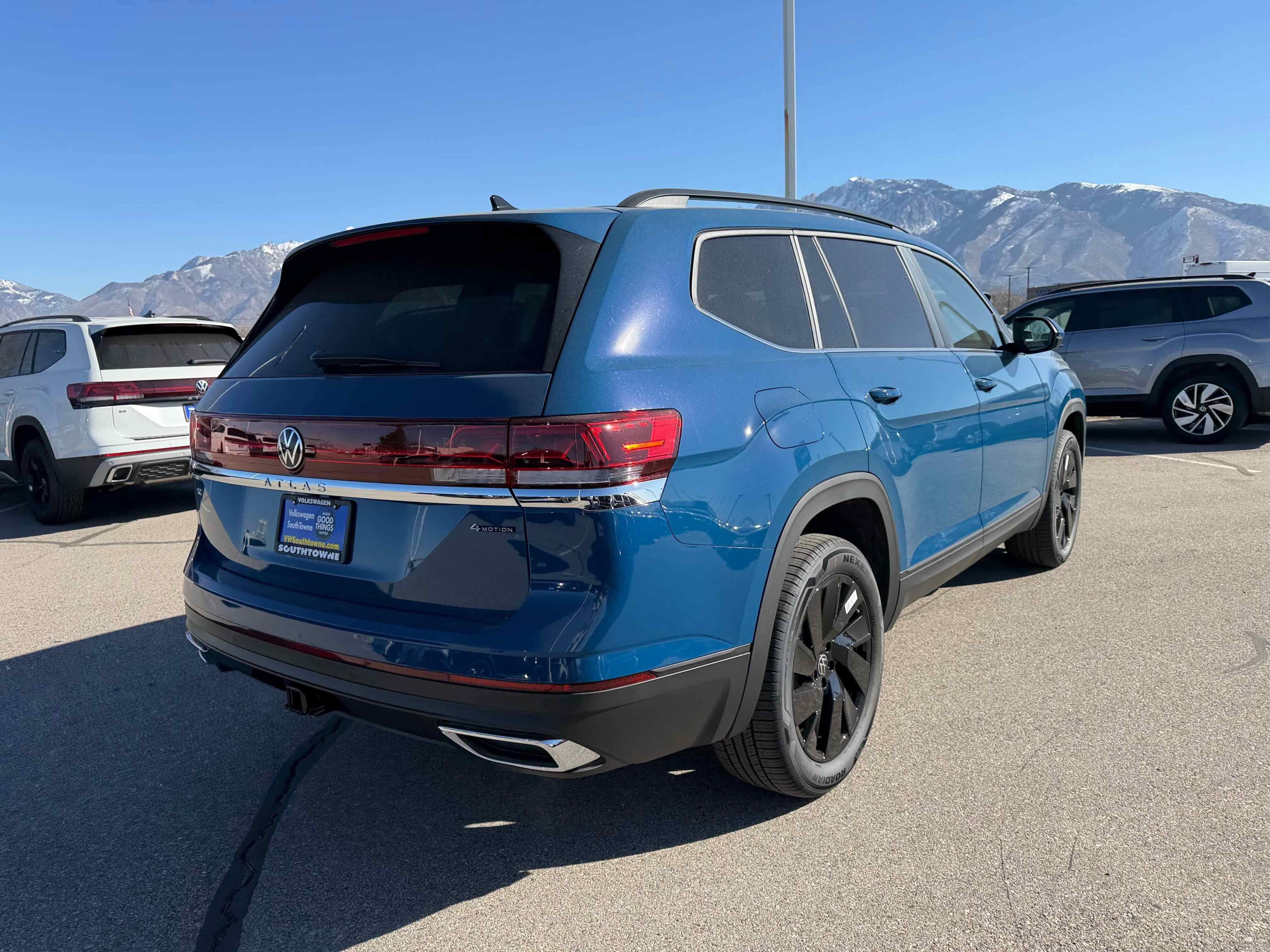2026 Volkswagen Atlas 2.0T SE w/Technology