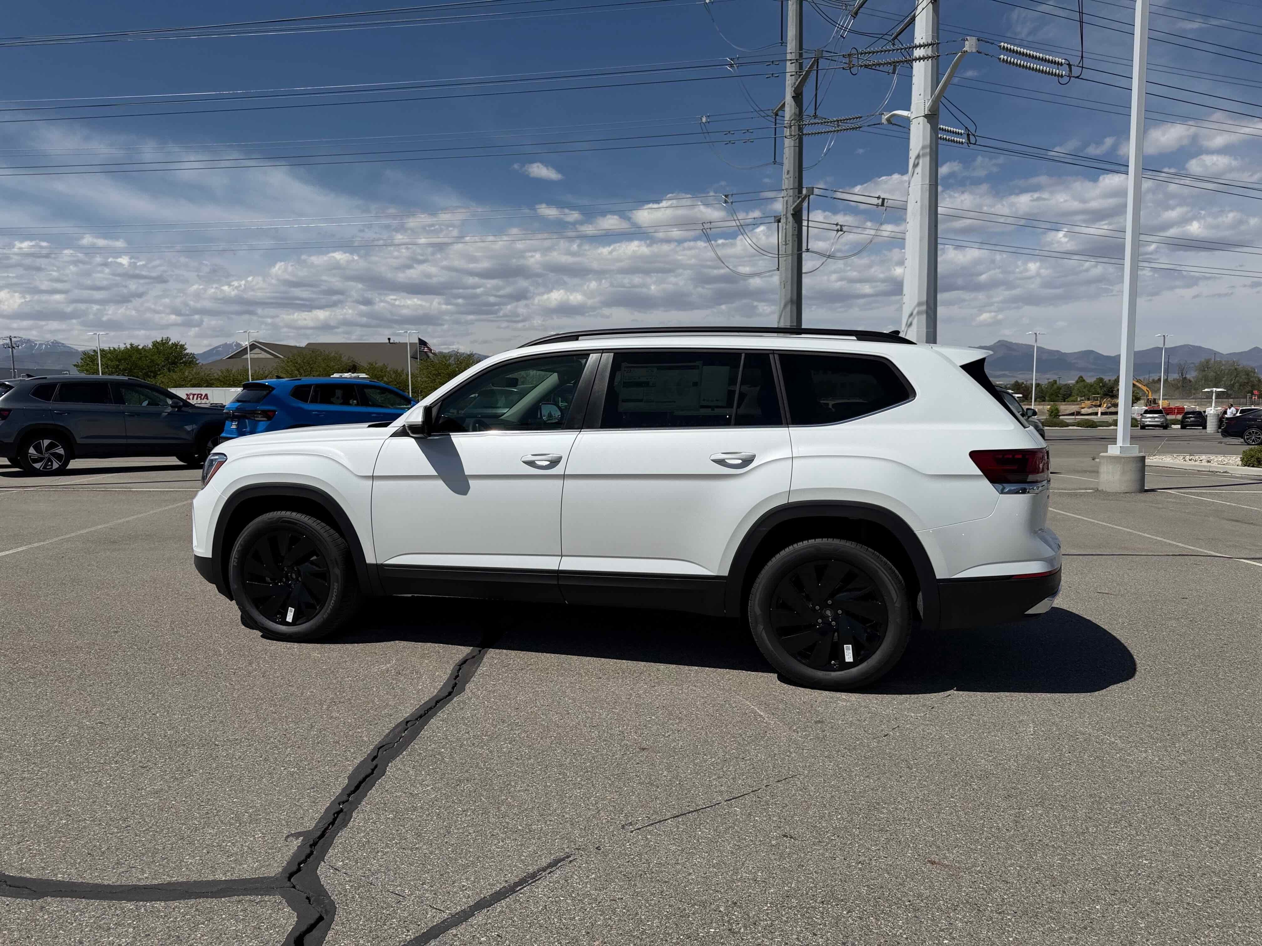 2026 Volkswagen Atlas 2.0T SE w/Technology
