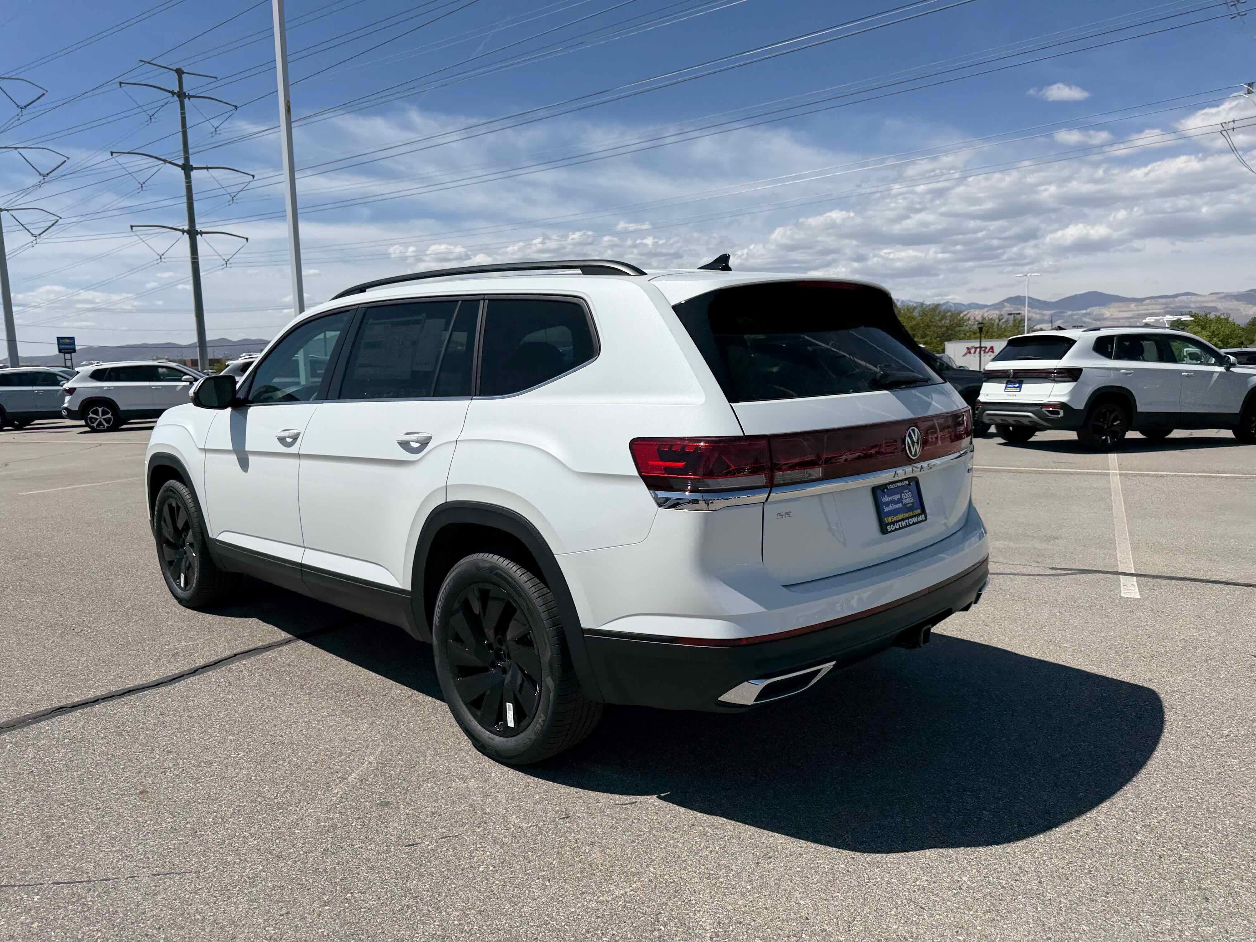 2026 Volkswagen Atlas 2.0T SE w/Technology