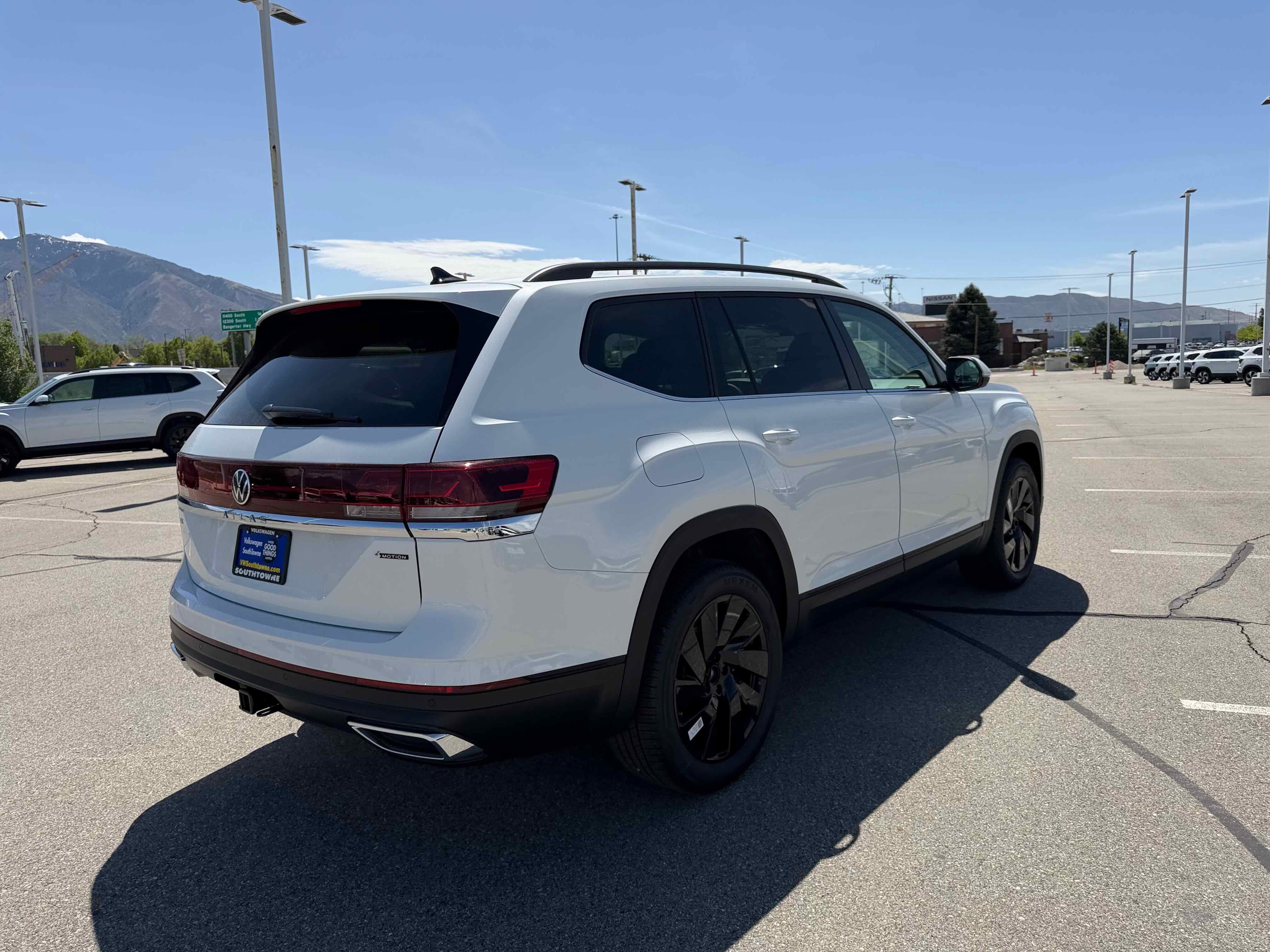 2026 Volkswagen Atlas 2.0T SE w/Technology