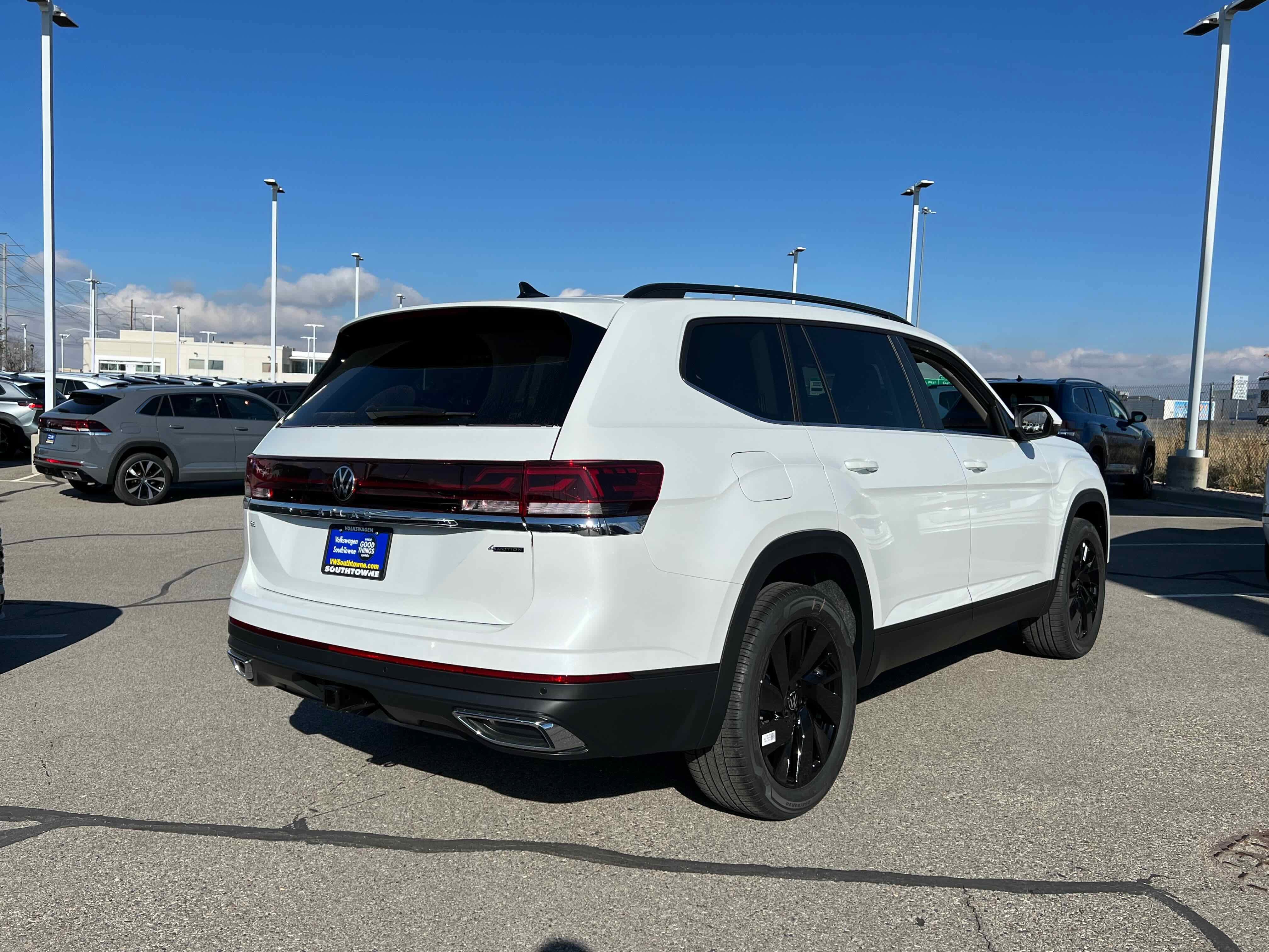 2026 Volkswagen Atlas 2.0T SE w/Technology