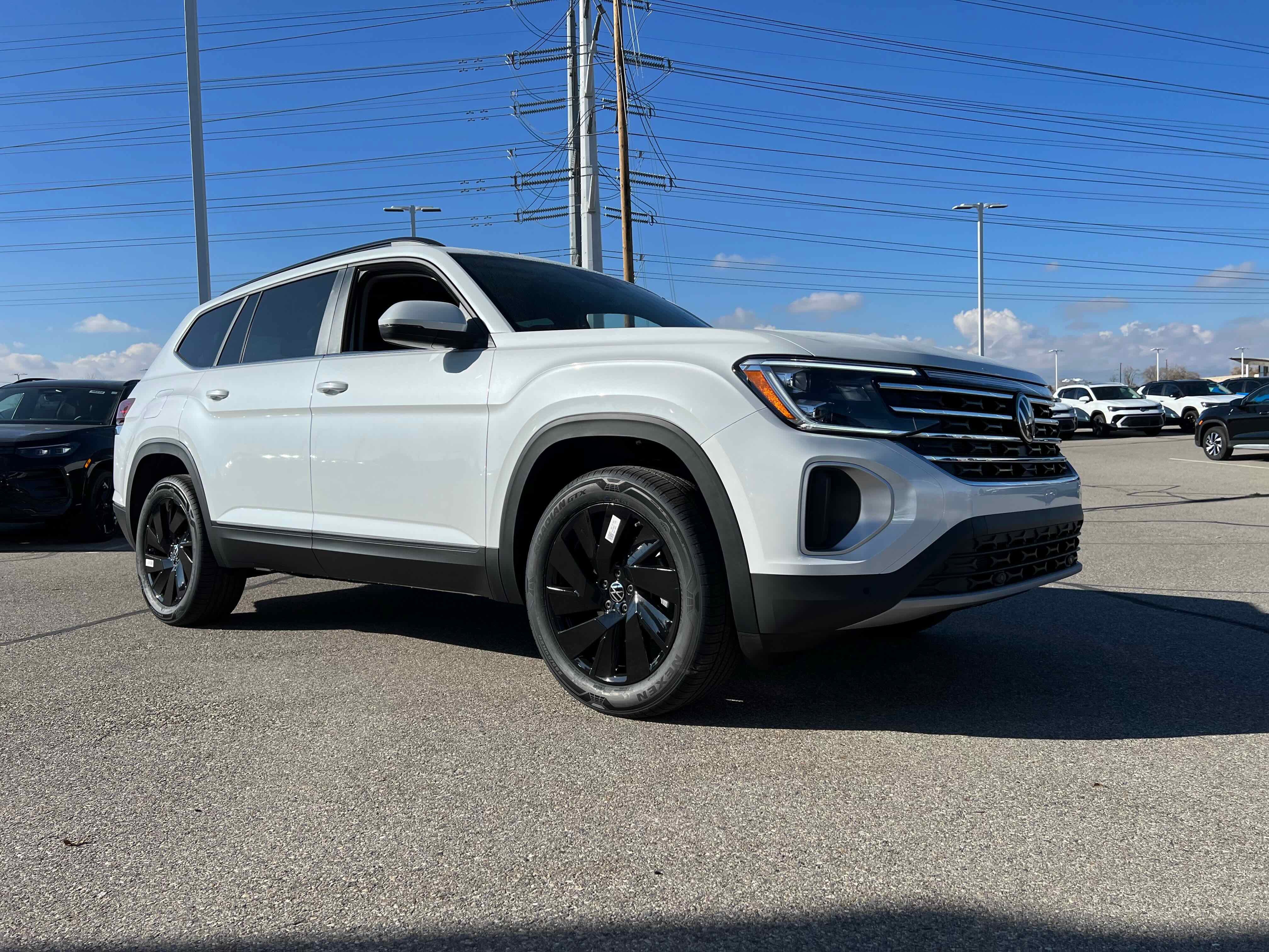 2026 Volkswagen Atlas 2.0T SE w/Technology