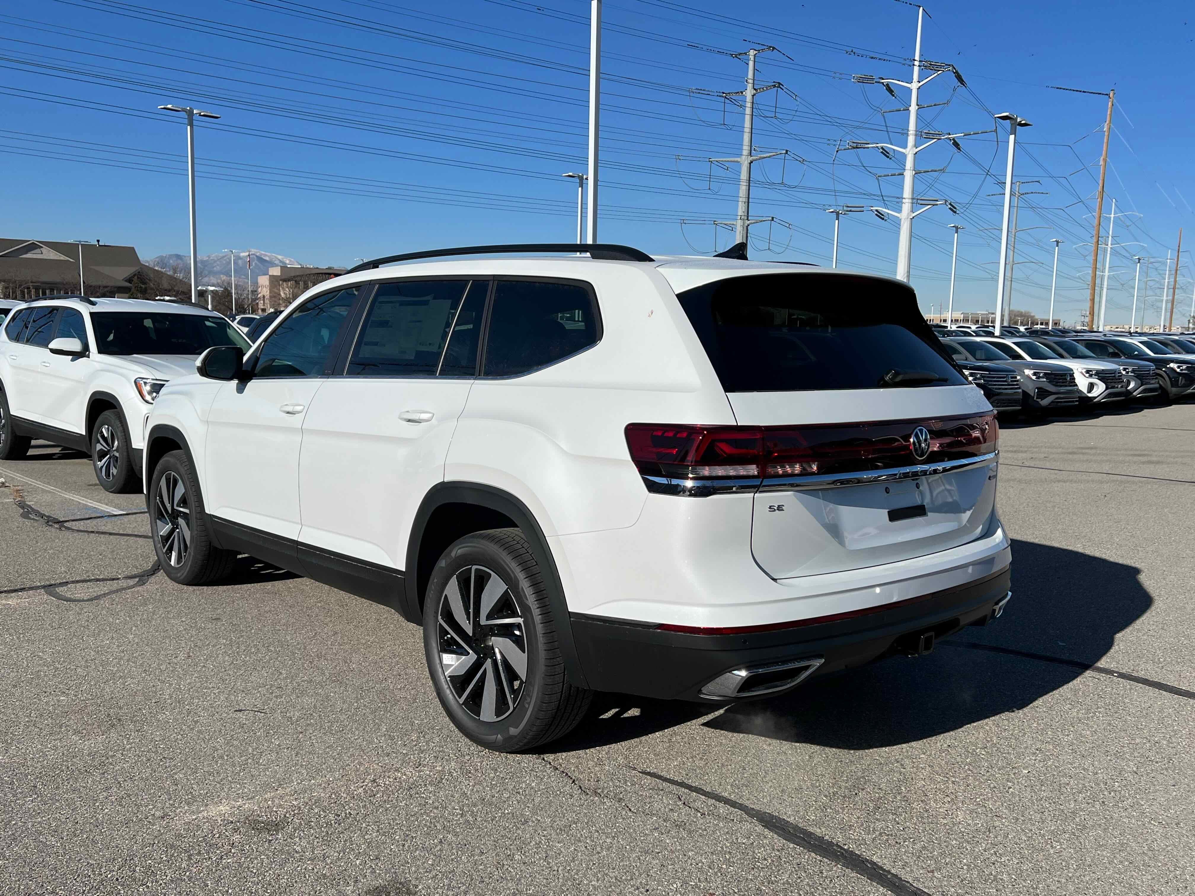 2026 Volkswagen Atlas 2.0T SE w/Technology