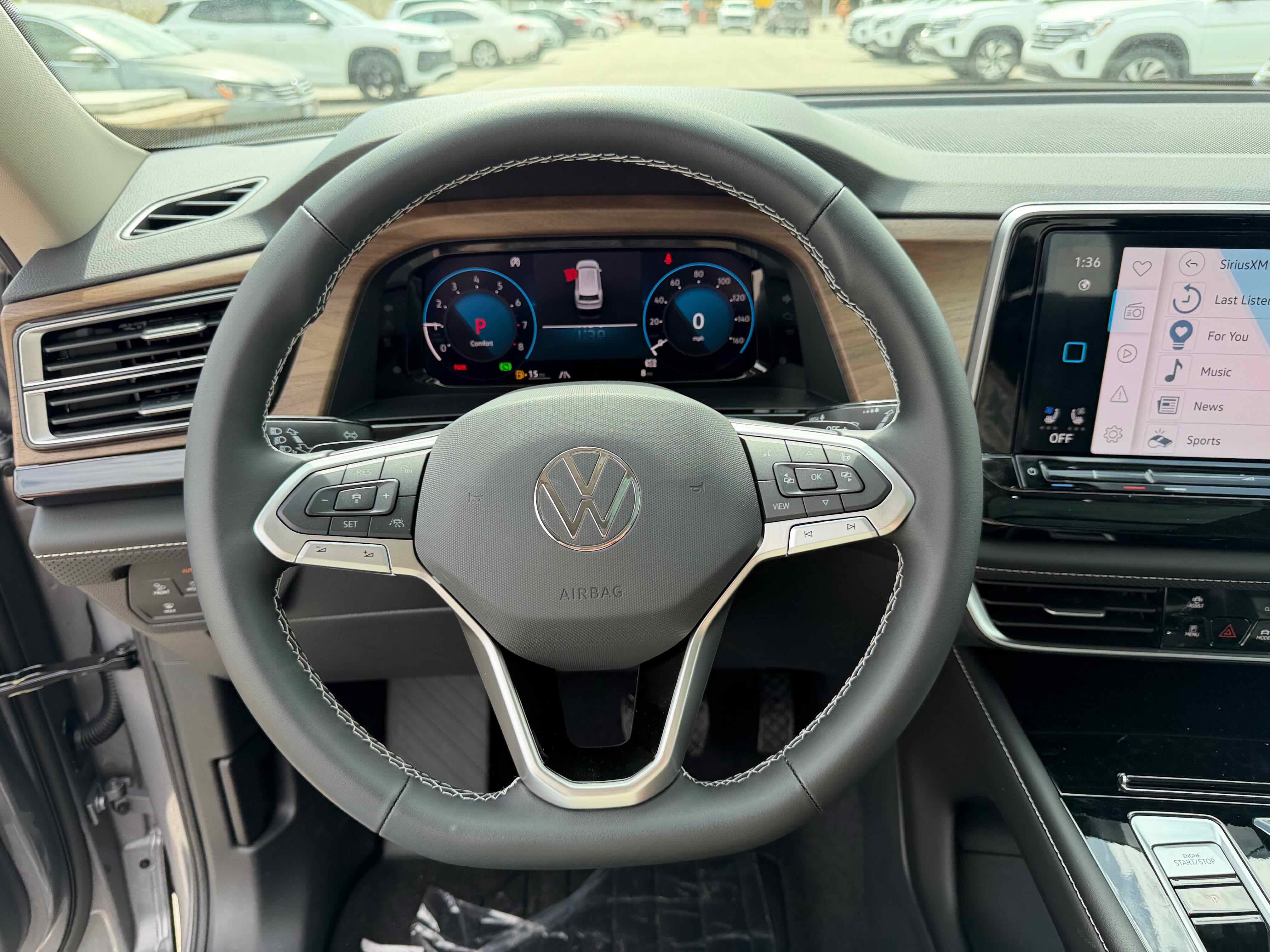 2026 Volkswagen Atlas 2.0T SE w/Technology