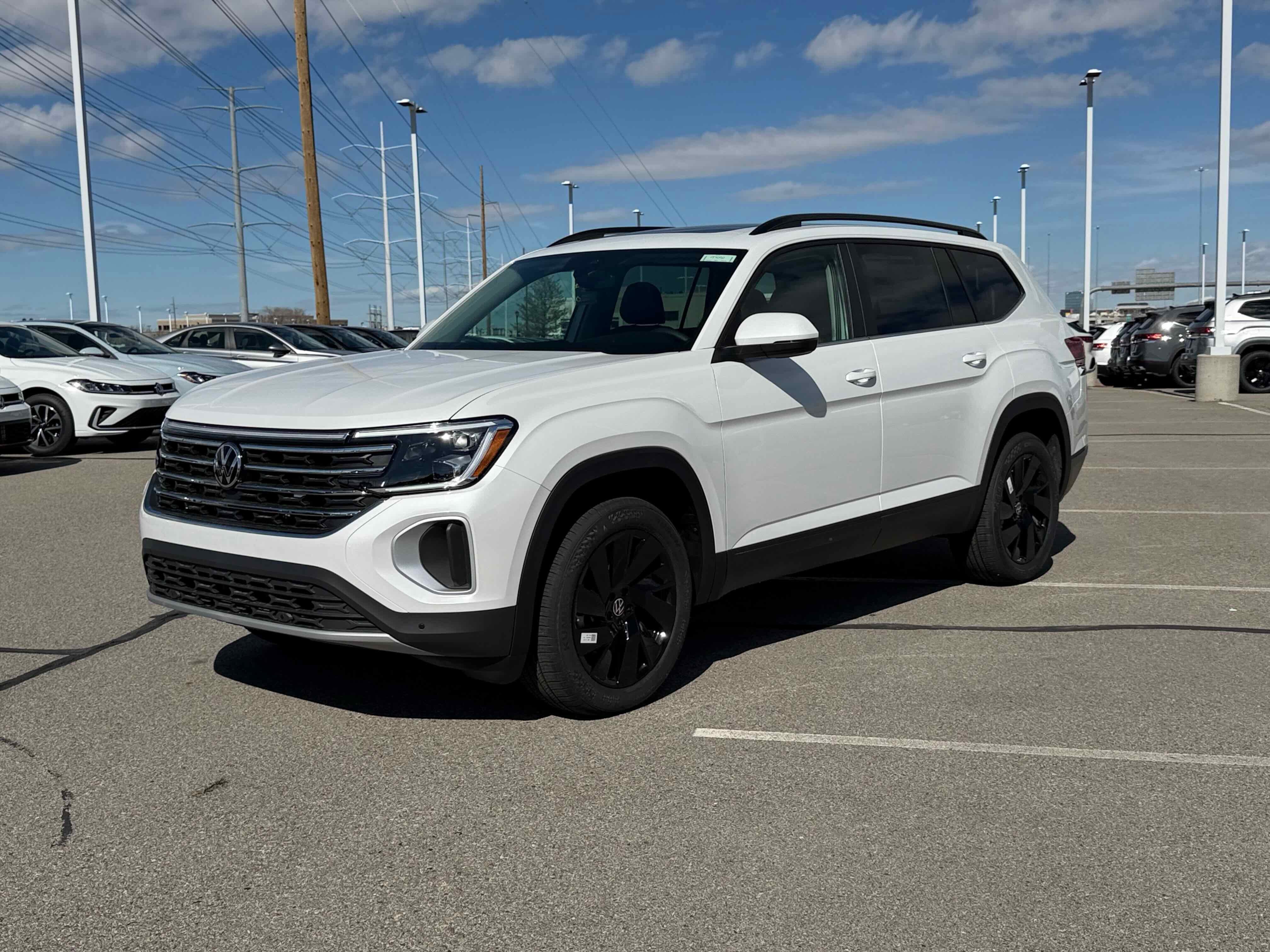 2026 Volkswagen Atlas 2.0T SE w/Technology