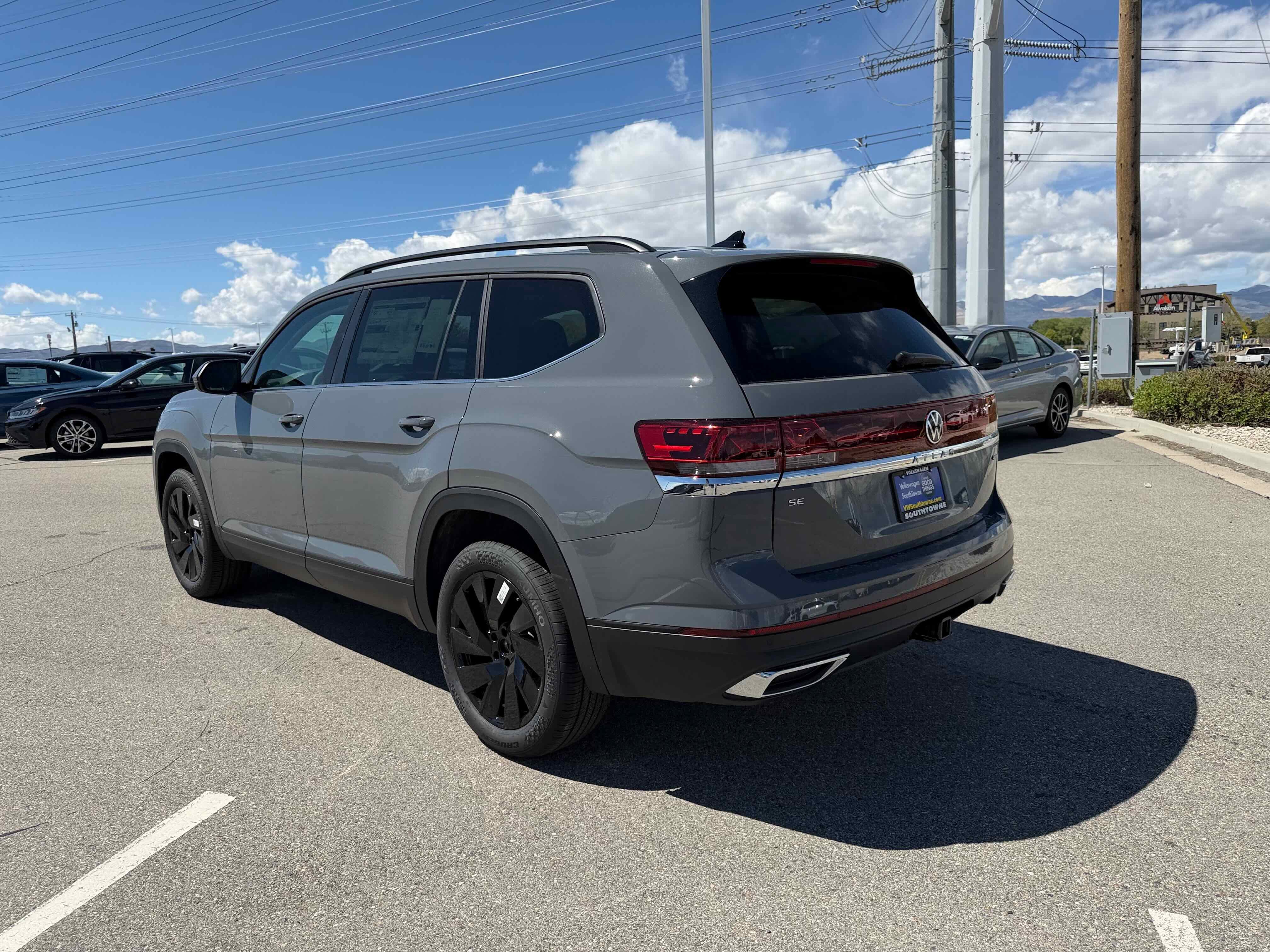 2026 Volkswagen Atlas 2.0T SE w/Technology