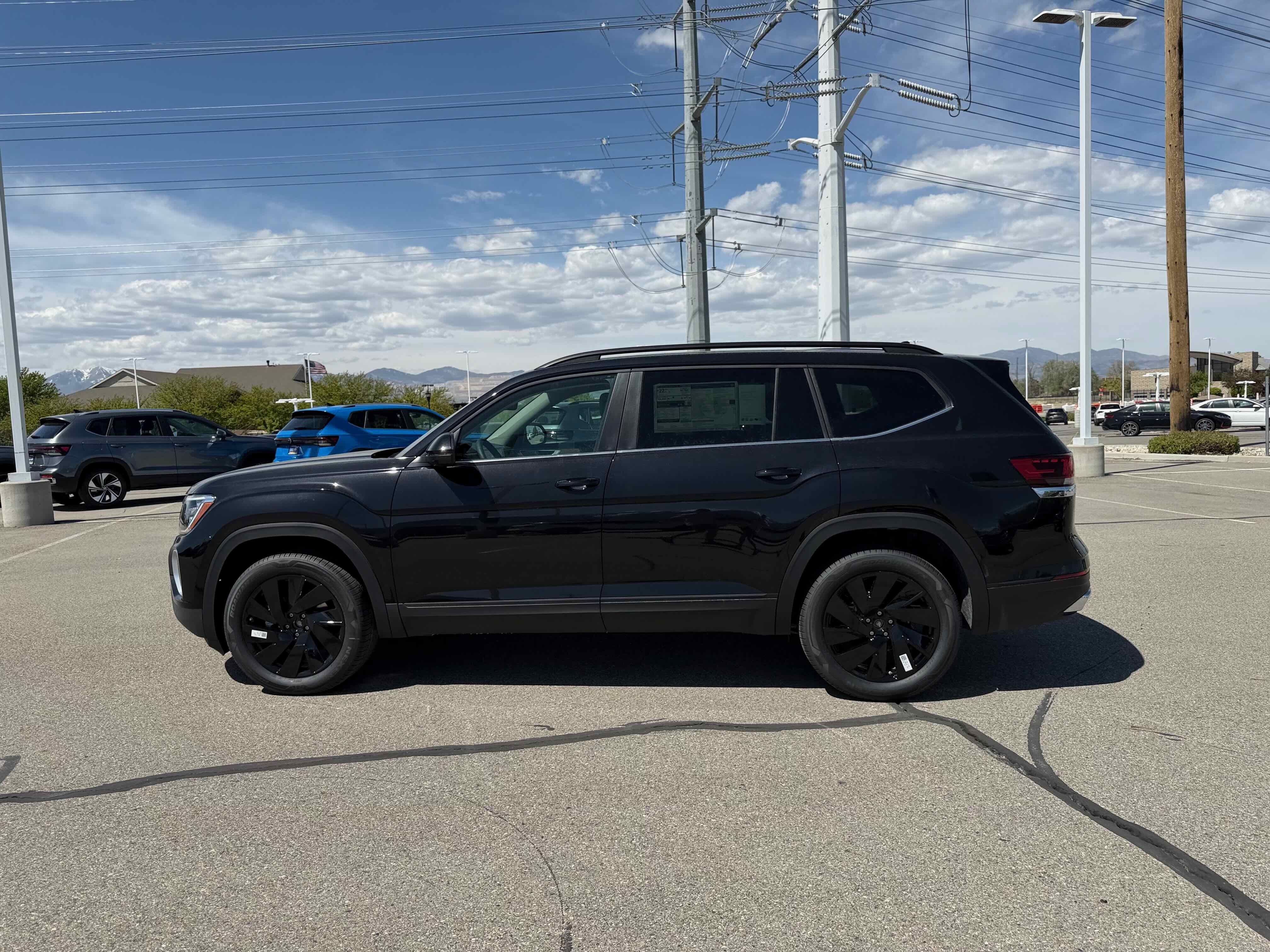 2026 Volkswagen Atlas 2.0T SE w/Technology