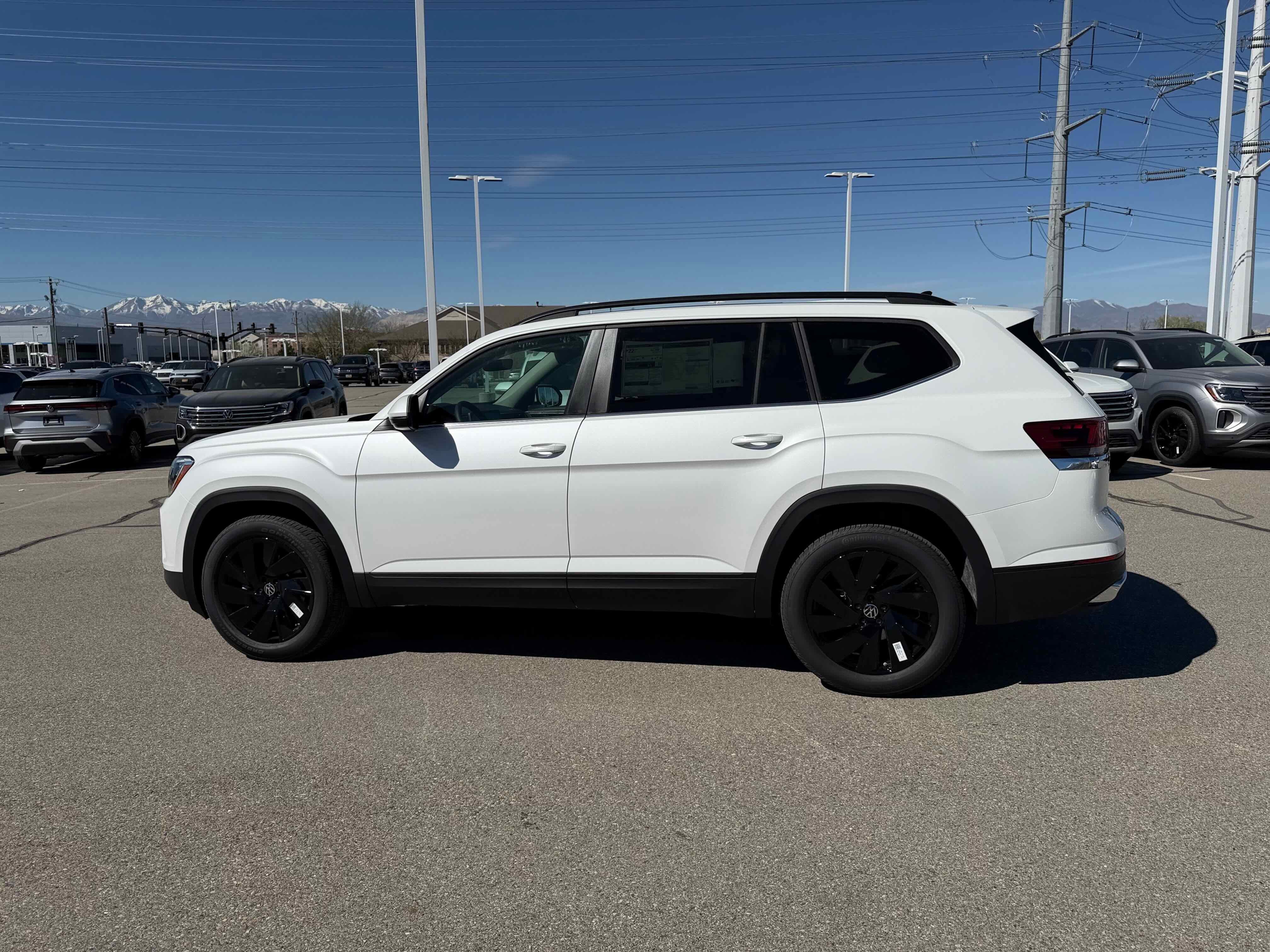 2026 Volkswagen Atlas 2.0T SE w/Technology