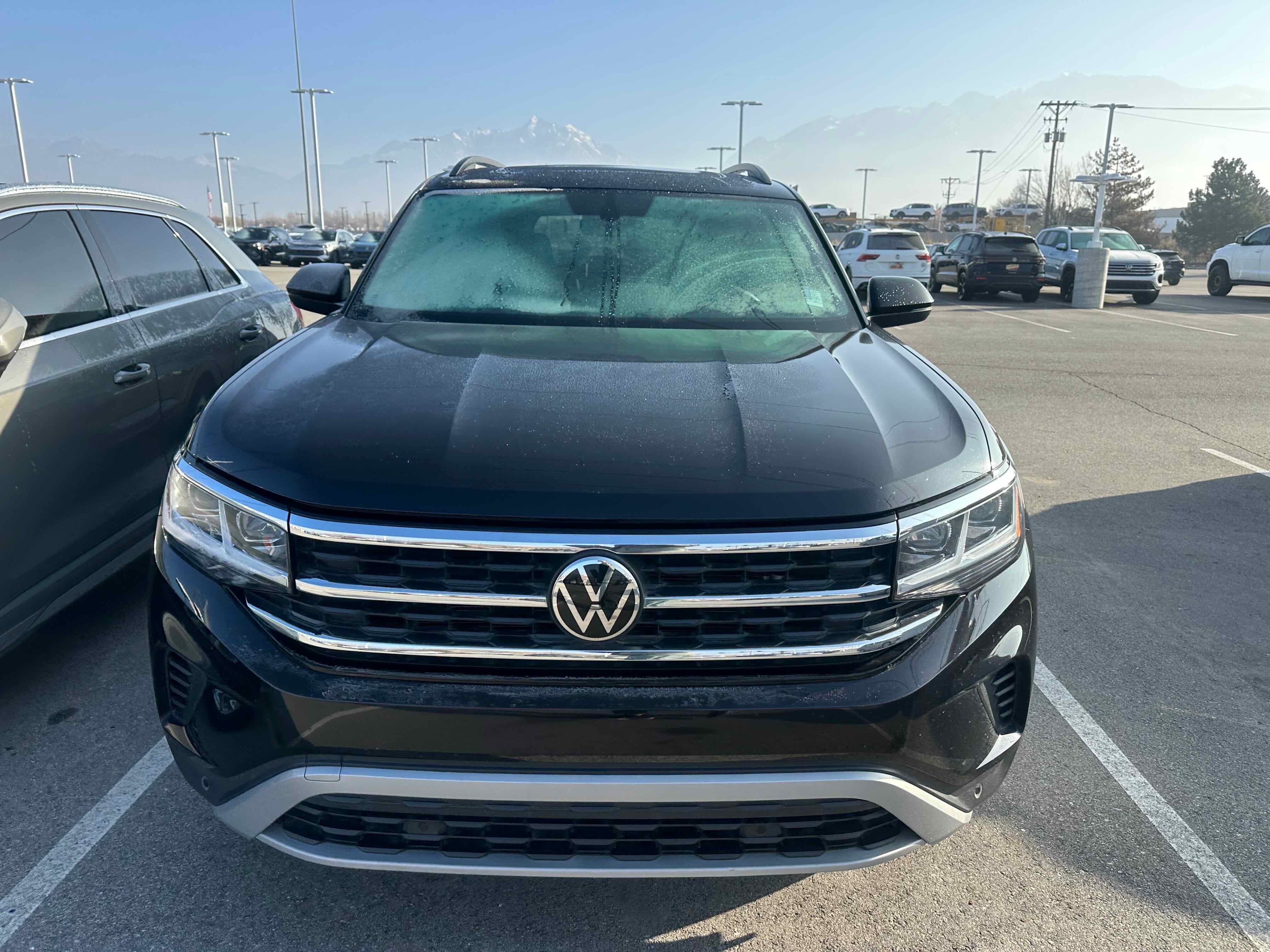 2023 Volkswagen Atlas 2.0T SE w/Technology