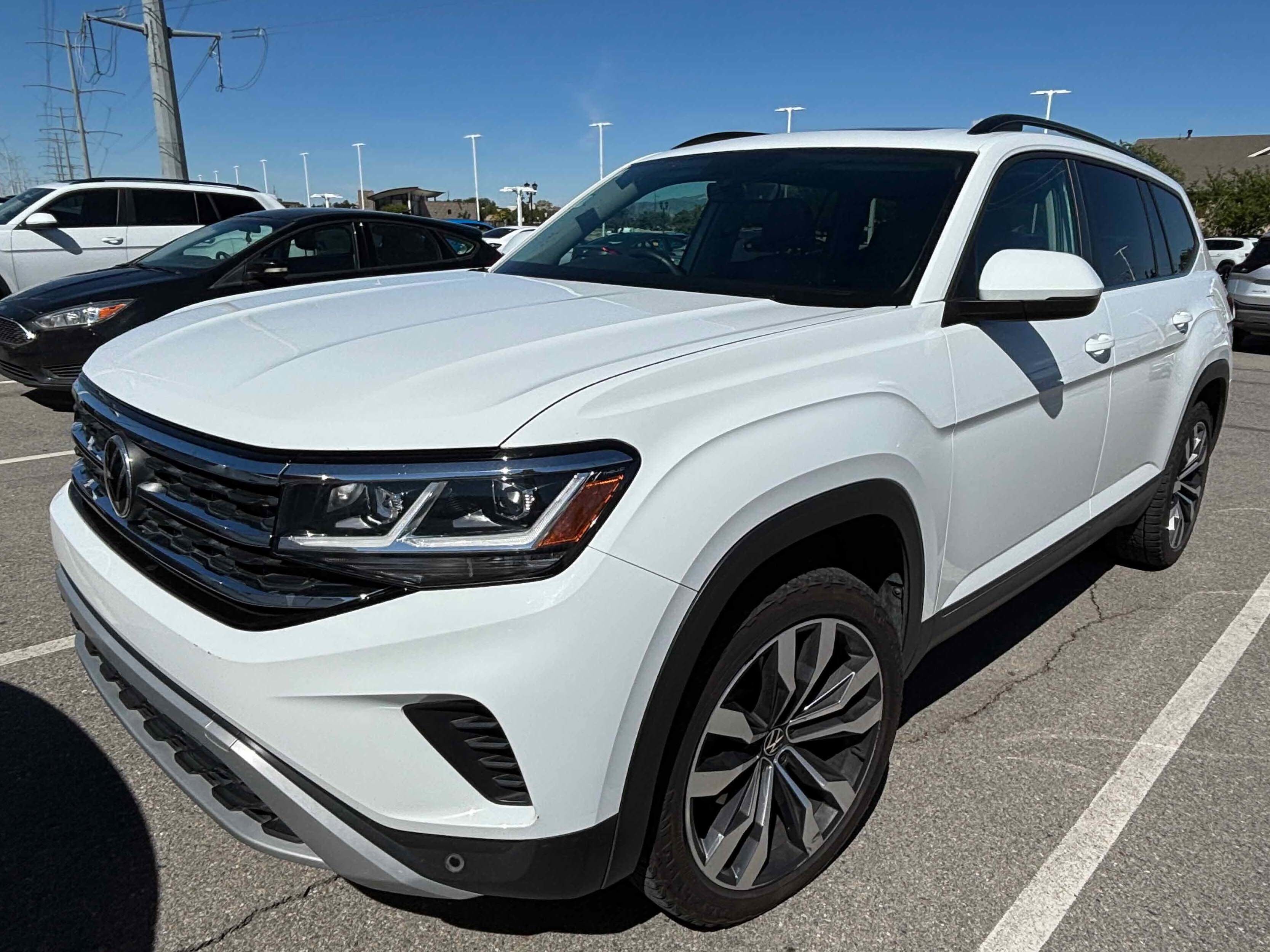 2022 Volkswagen Atlas 3.6L V6 SE w/Technology