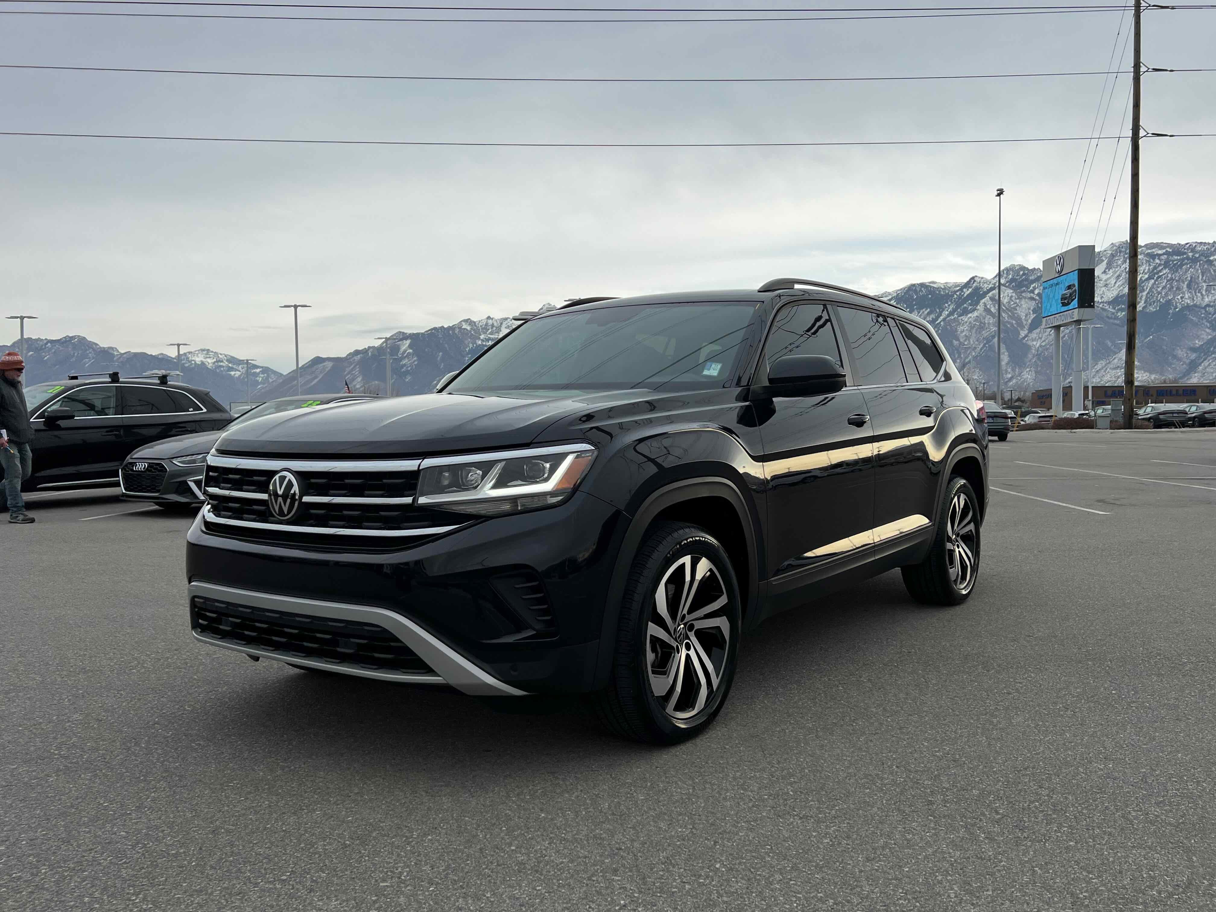 2023 Volkswagen Atlas SE w/Tech