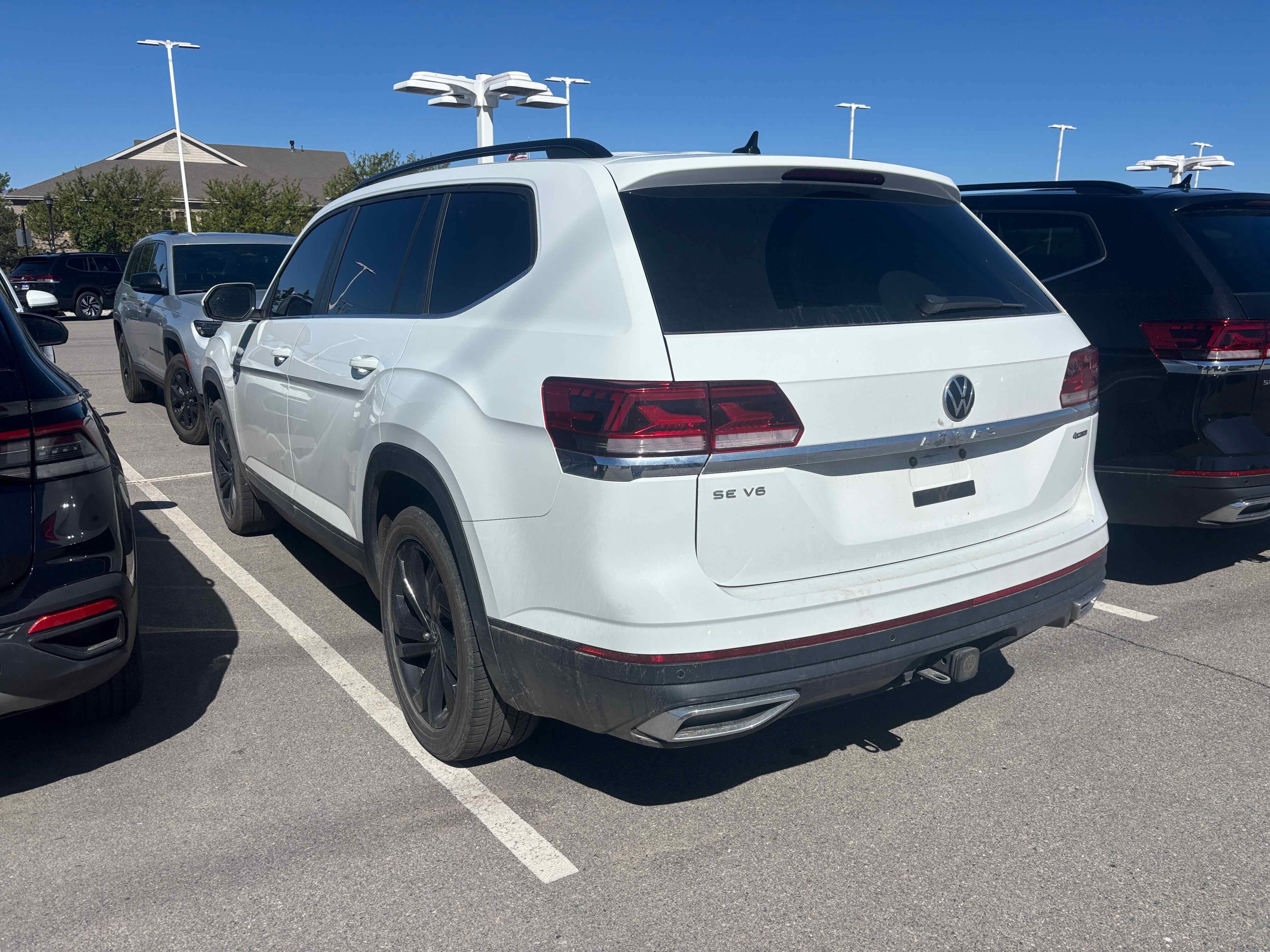 2023 Volkswagen Atlas 3.6L V6 SE w/Technology