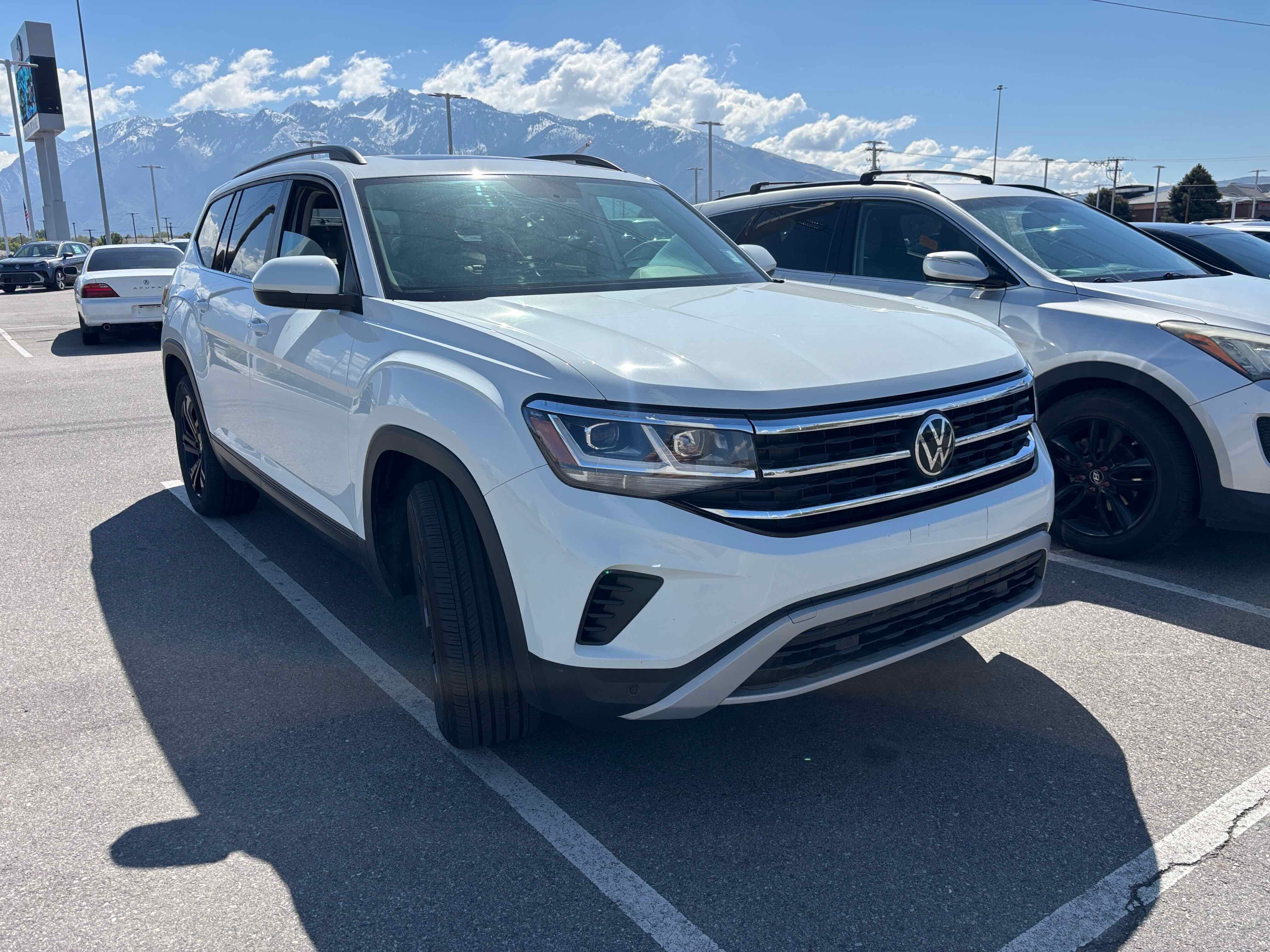 2023 Volkswagen Atlas 3.6L V6 SE w/Technology