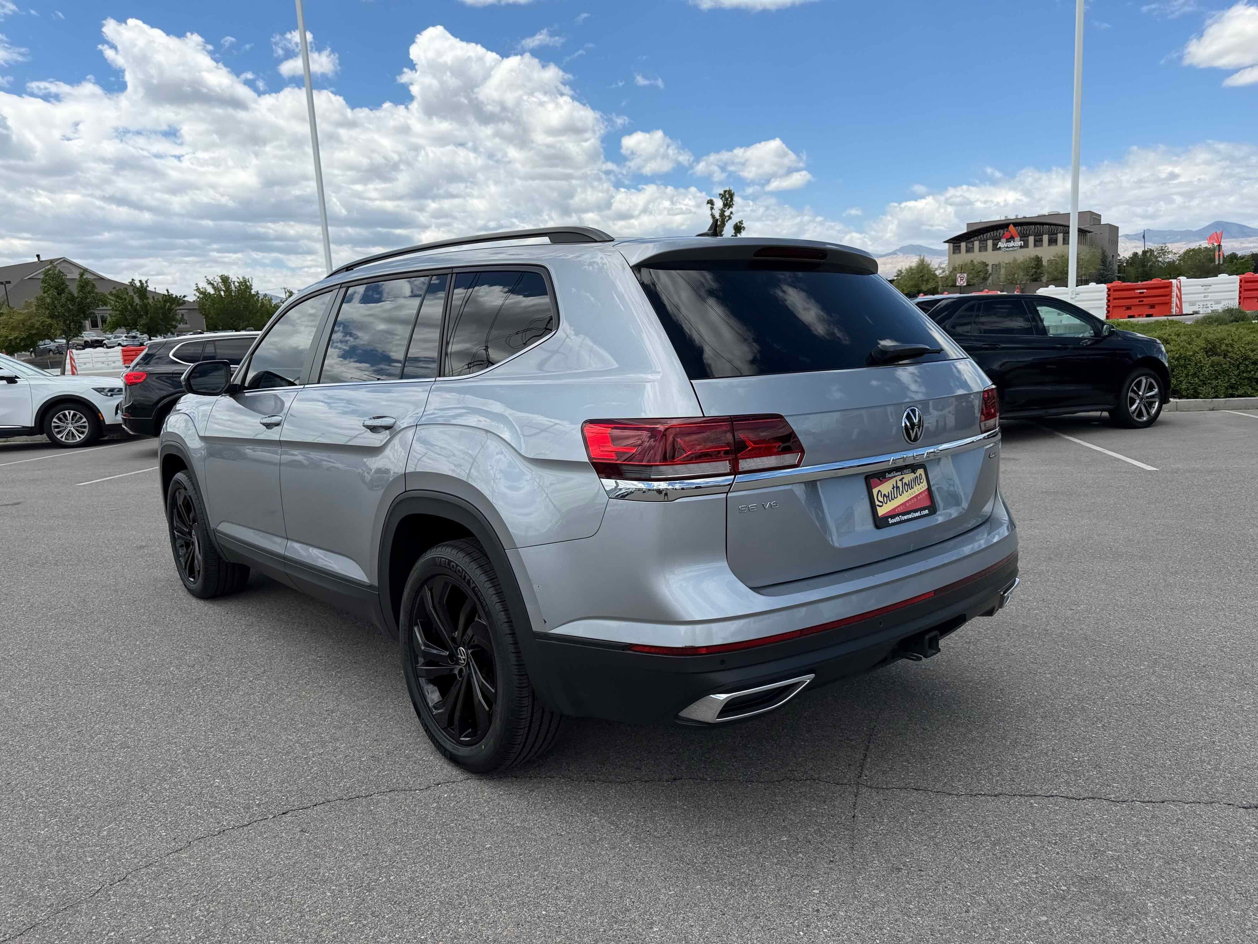2023 Volkswagen Atlas 3.6L V6 SE w/Technology