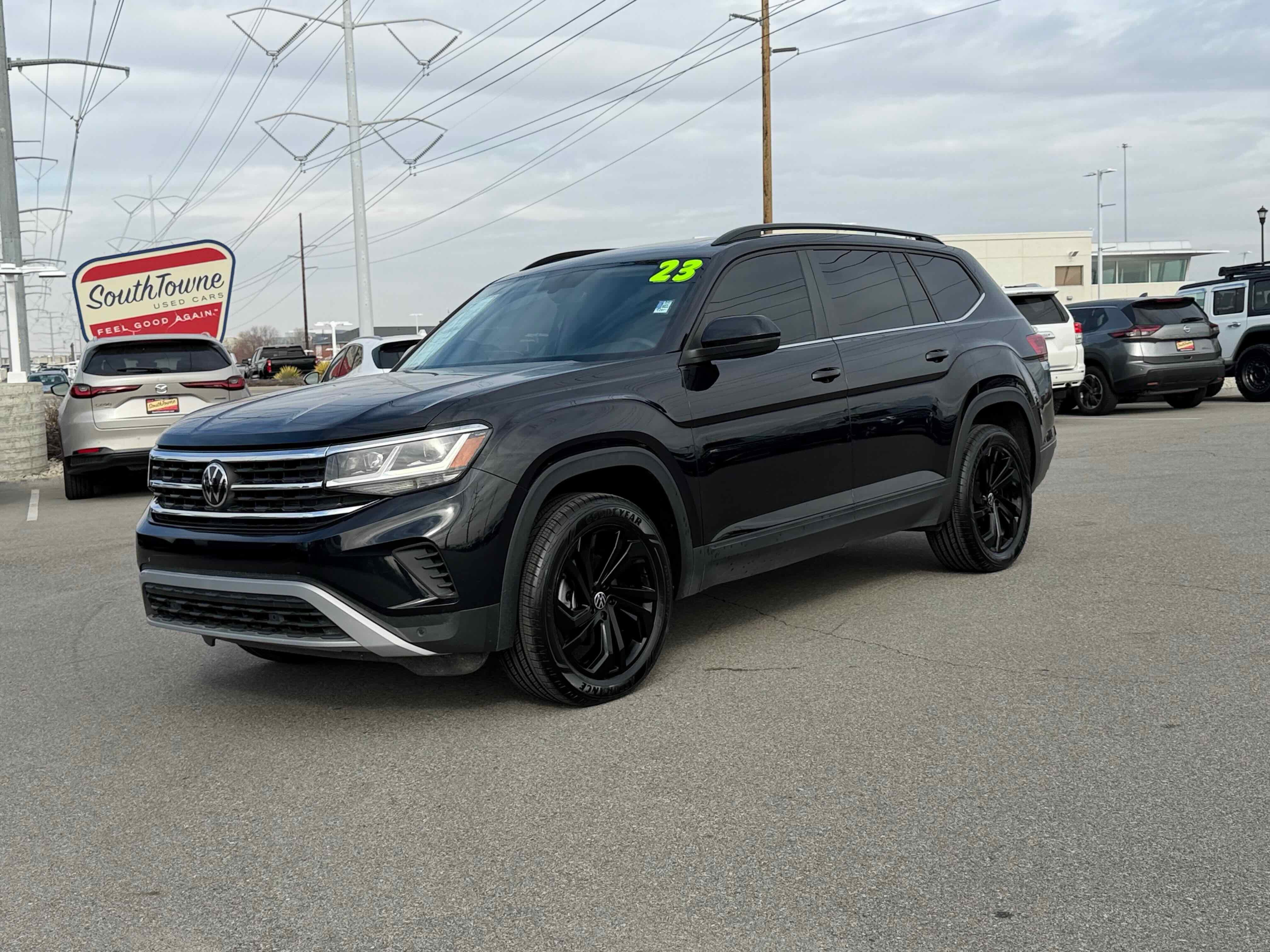 2023 Volkswagen Atlas 3.6L V6 SE w/Technology