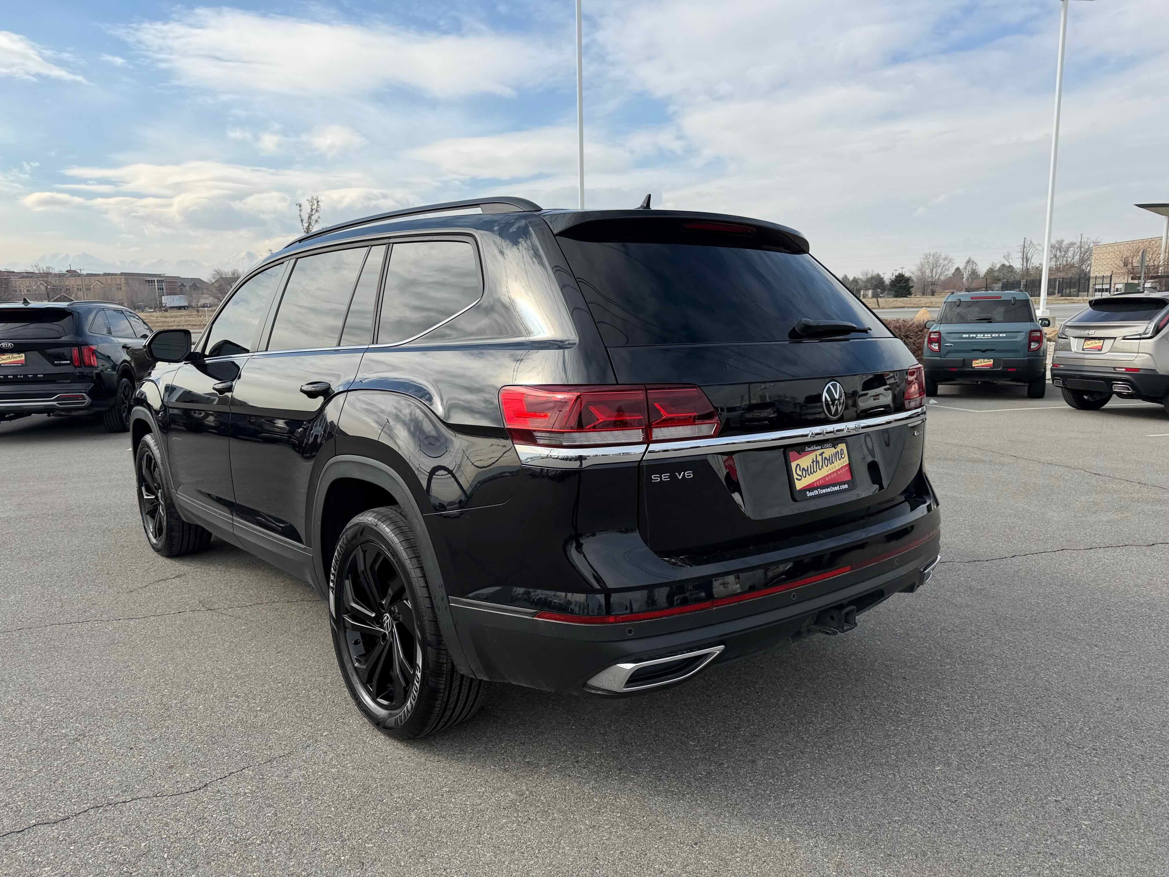 2023 Volkswagen Atlas 3.6L V6 SE w/Technology