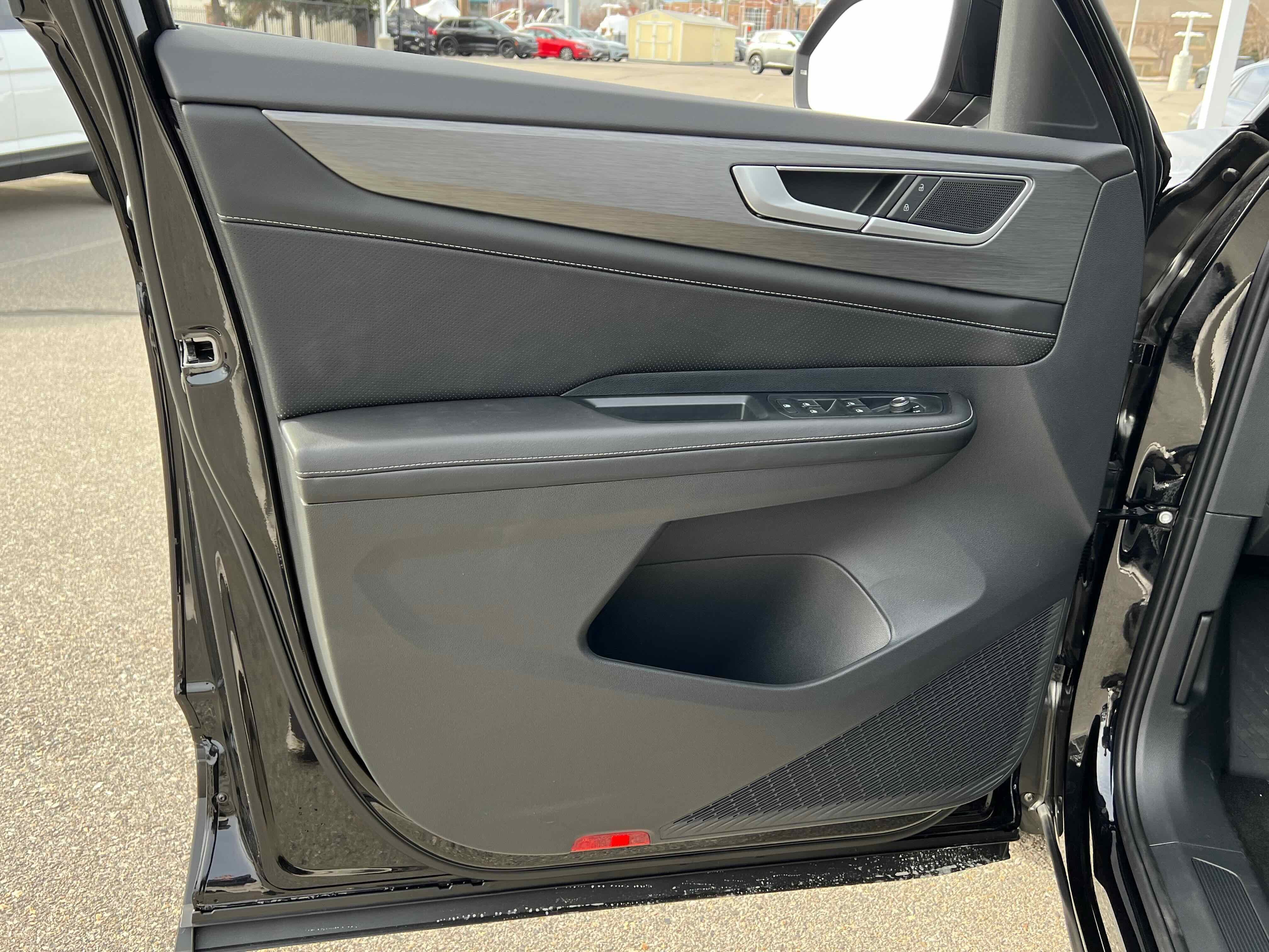 2026 Volkswagen Atlas Cross Sport 2.0T SE