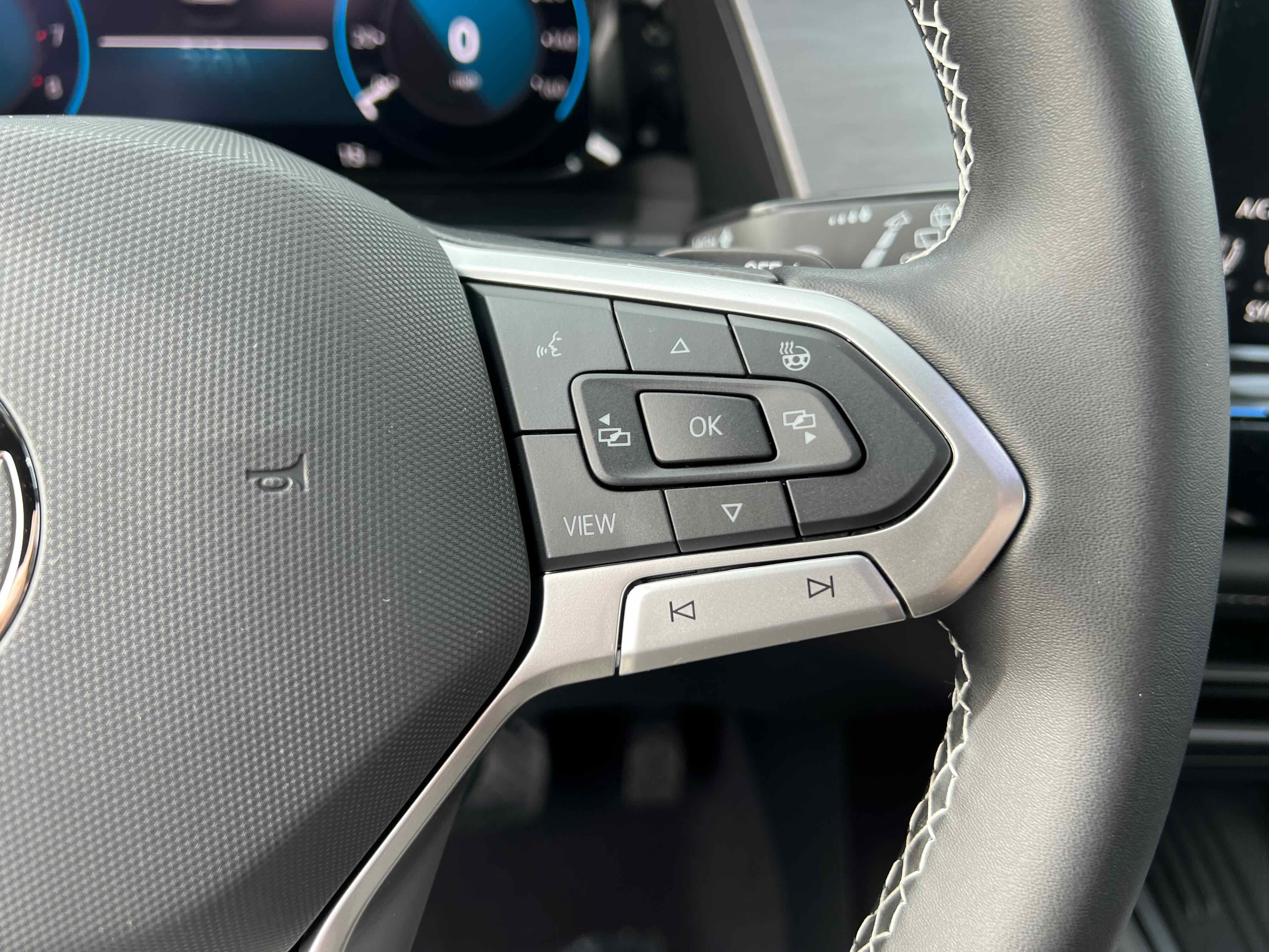 2026 Volkswagen Atlas Cross Sport 2.0T SE