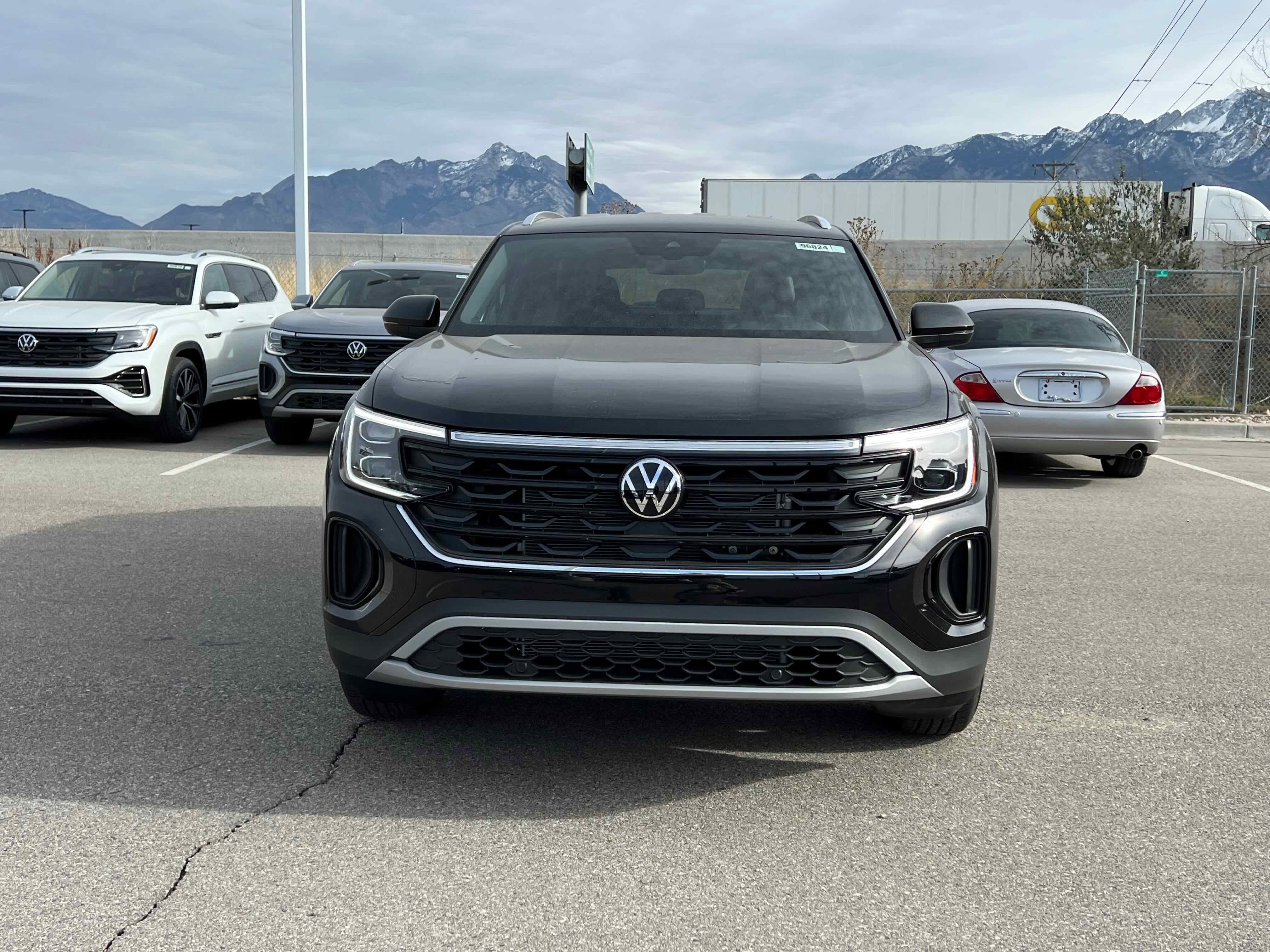 2026 Volkswagen Atlas Cross Sport 2.0T SE