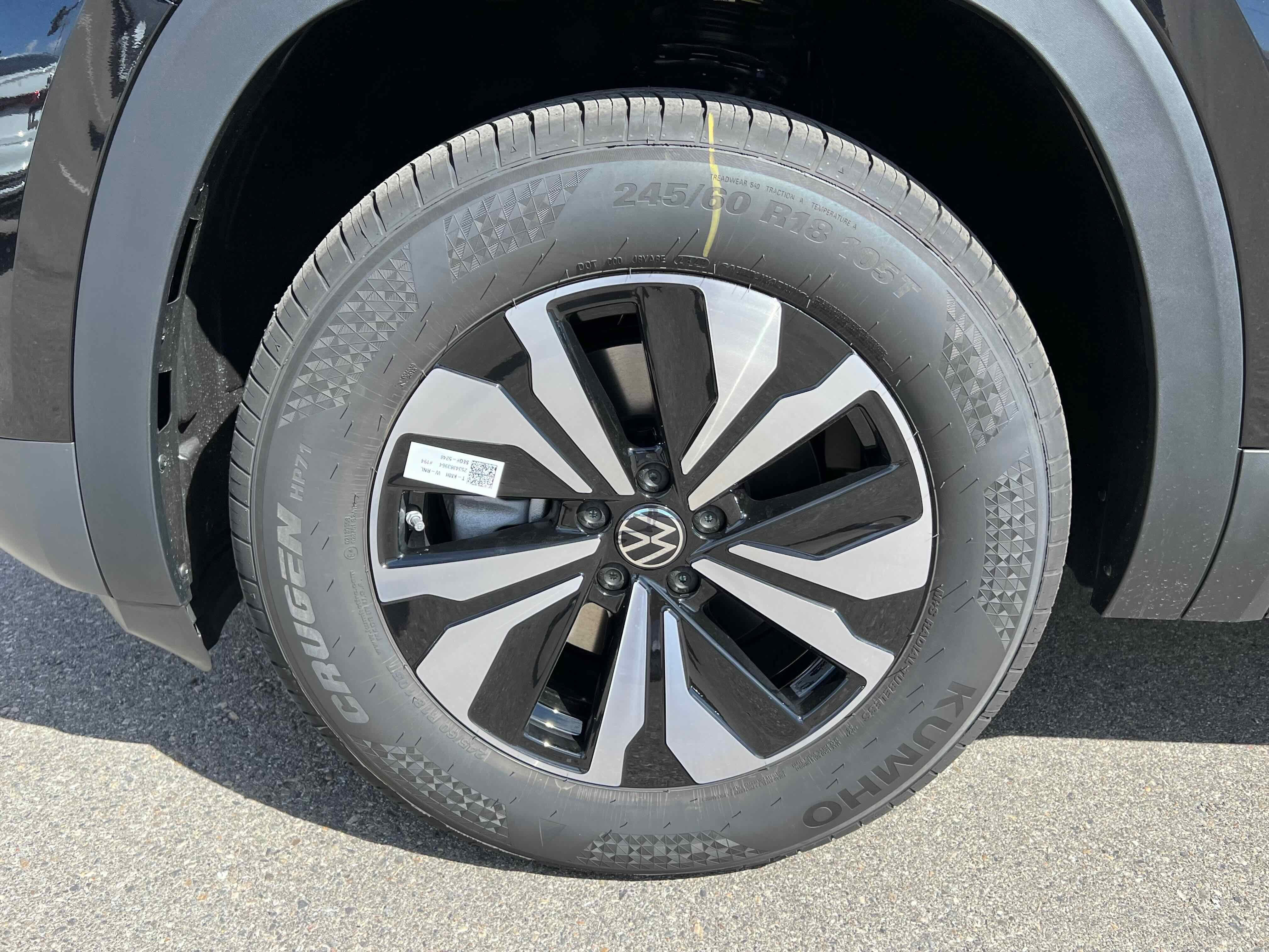 2026 Volkswagen Atlas Cross Sport 2.0T SE