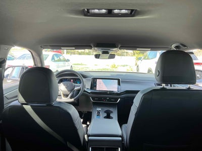 2026 Volkswagen Atlas Cross Sport 2.0T SE