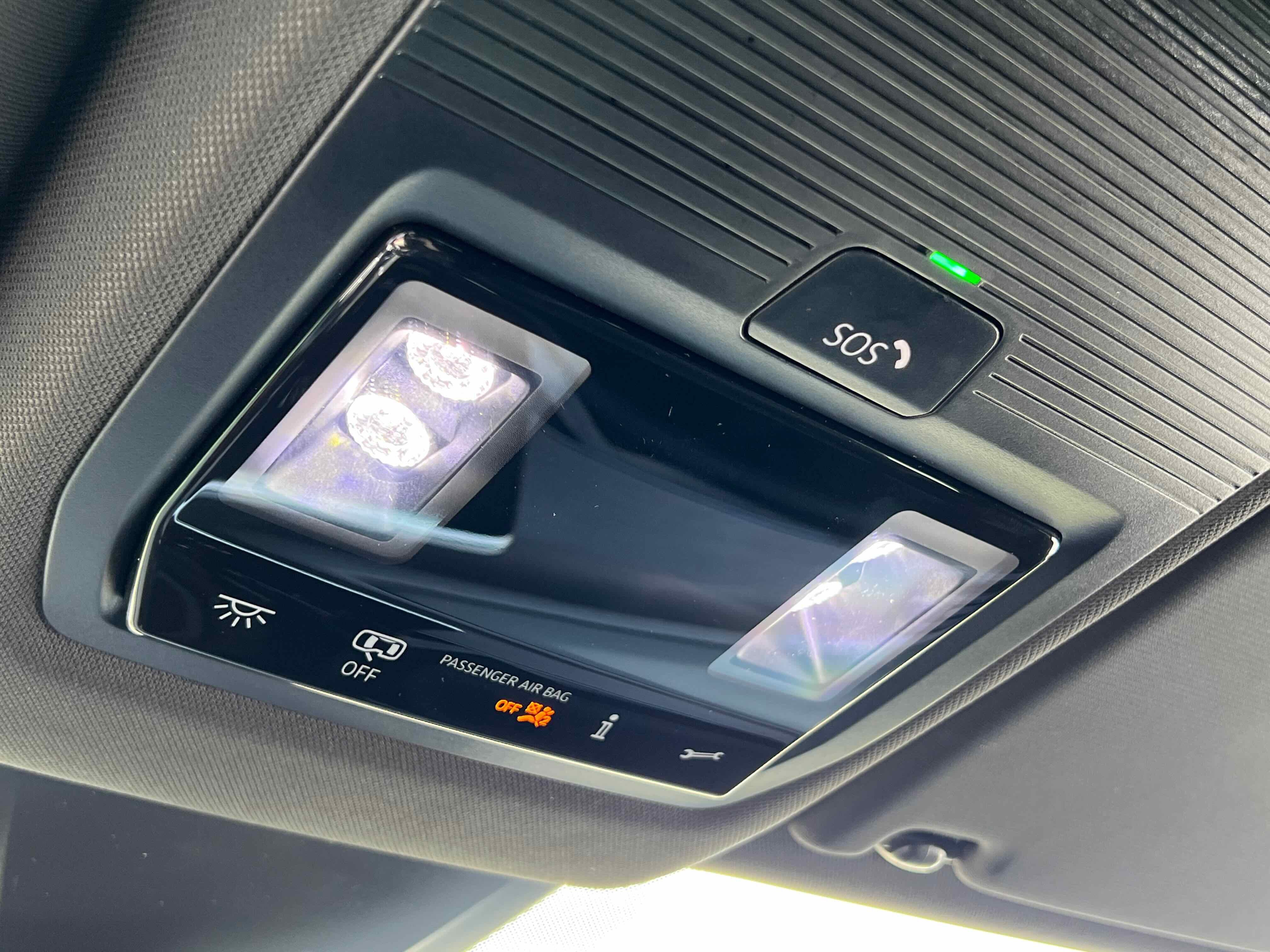 2026 Volkswagen Atlas Cross Sport 2.0T SE