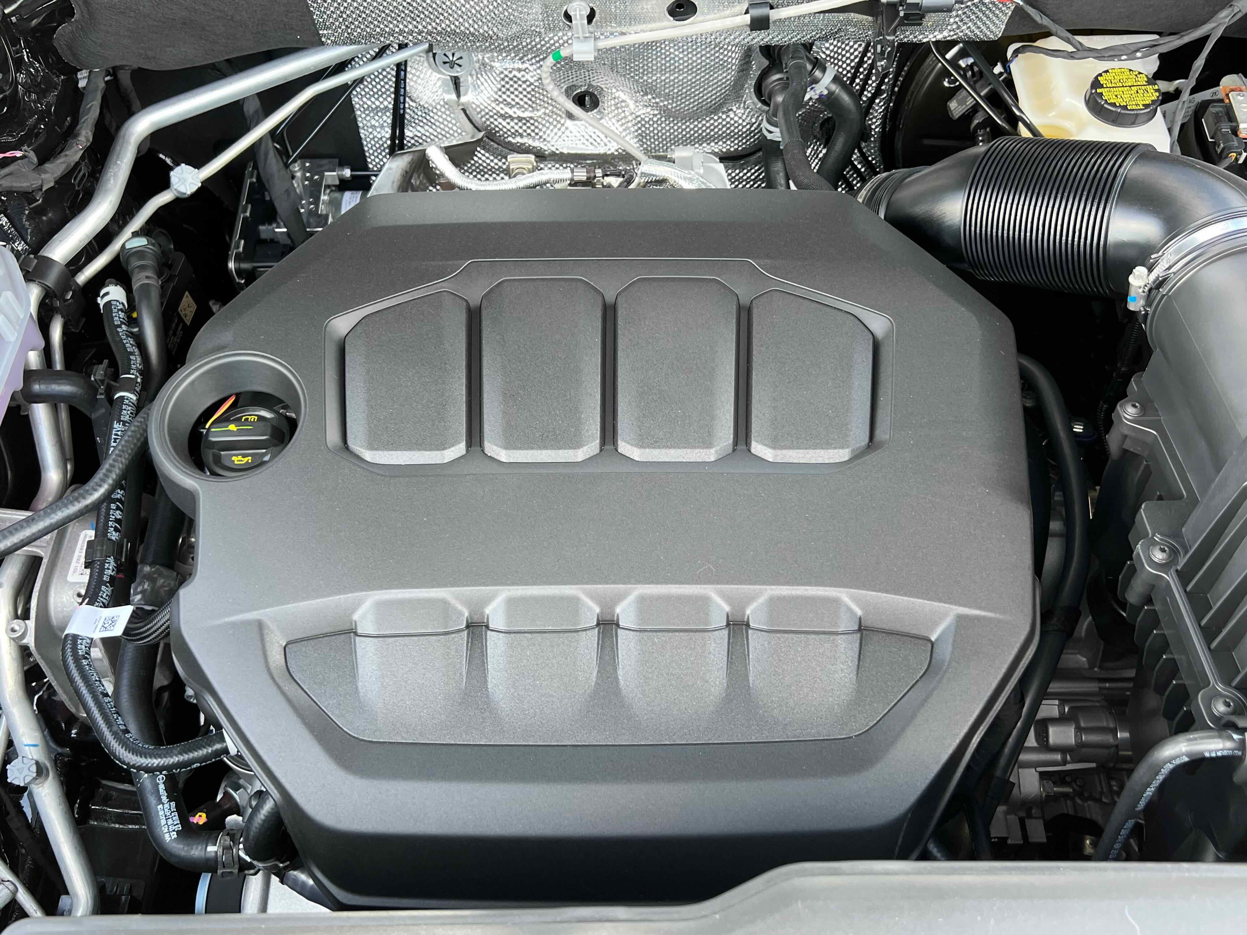 2026 Volkswagen Atlas Cross Sport 2.0T SE