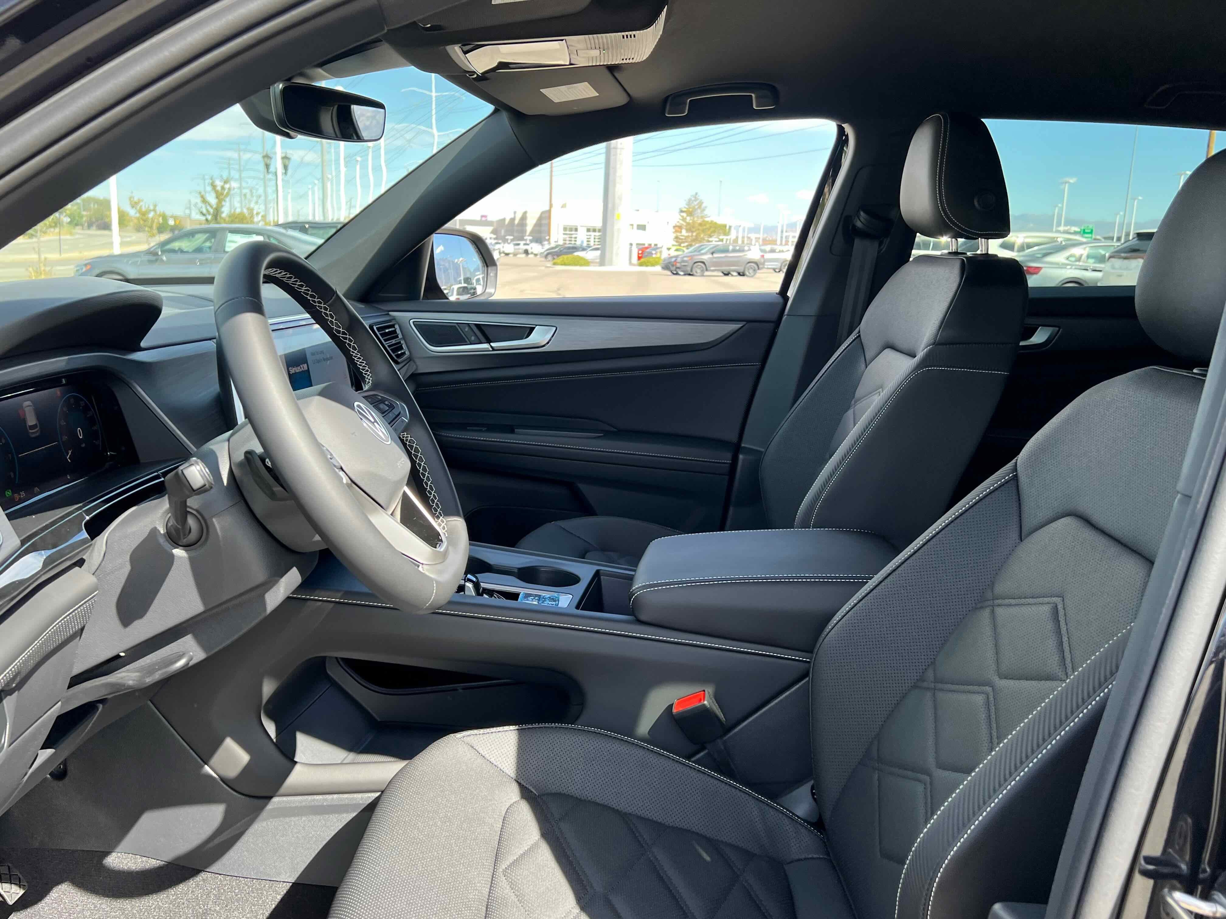 2026 Volkswagen Atlas Cross Sport 2.0T SE