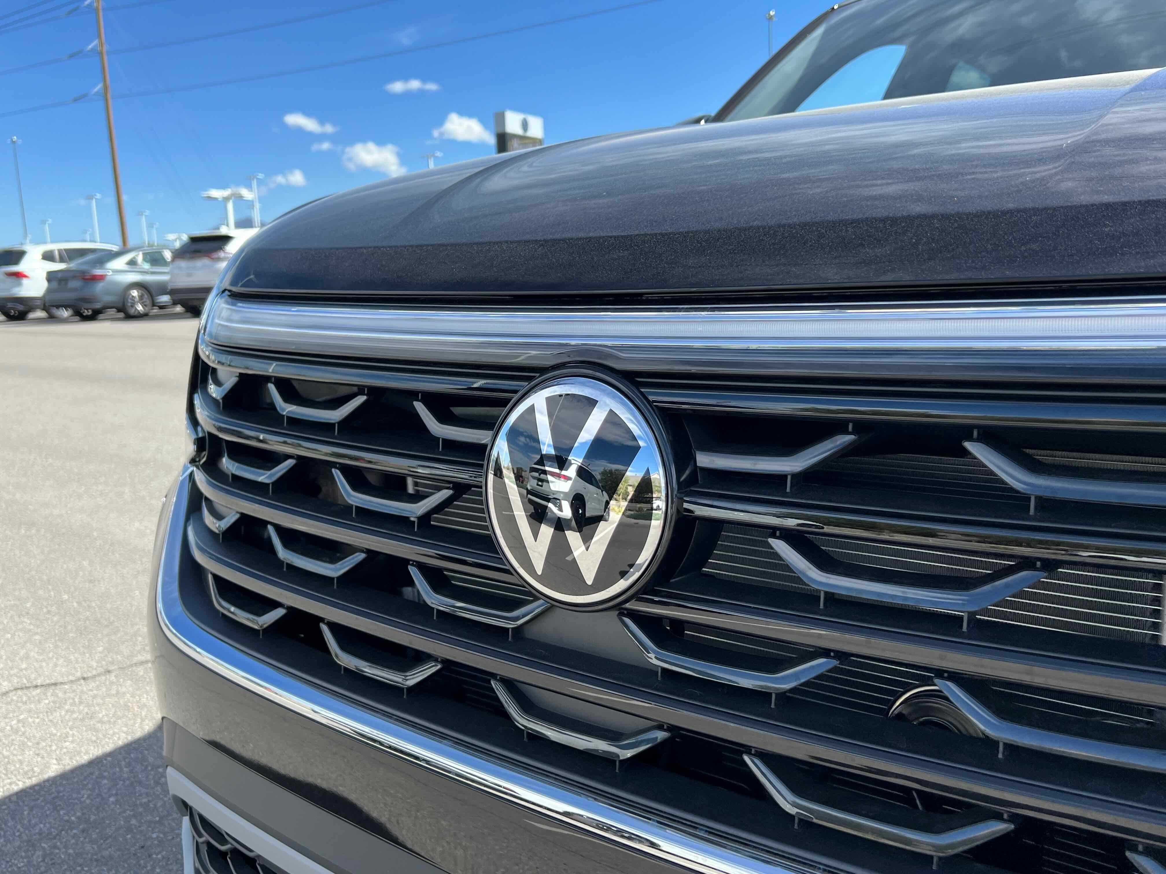 2026 Volkswagen Atlas Cross Sport 2.0T SE