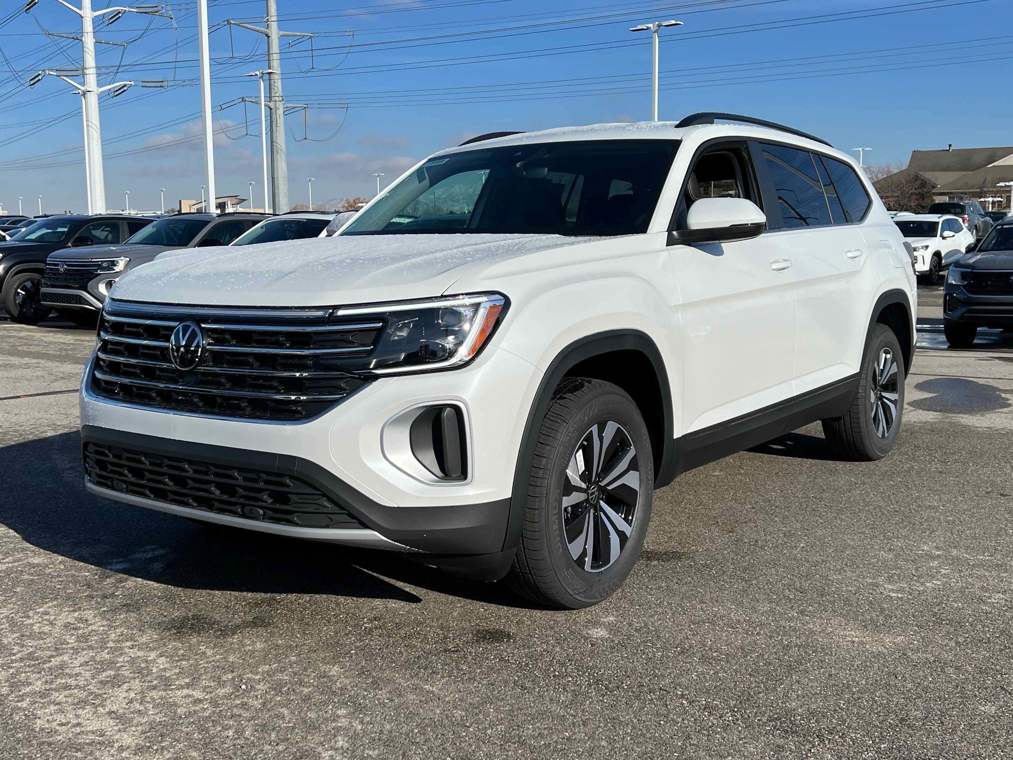 2026 Volkswagen Atlas 2.0T SE