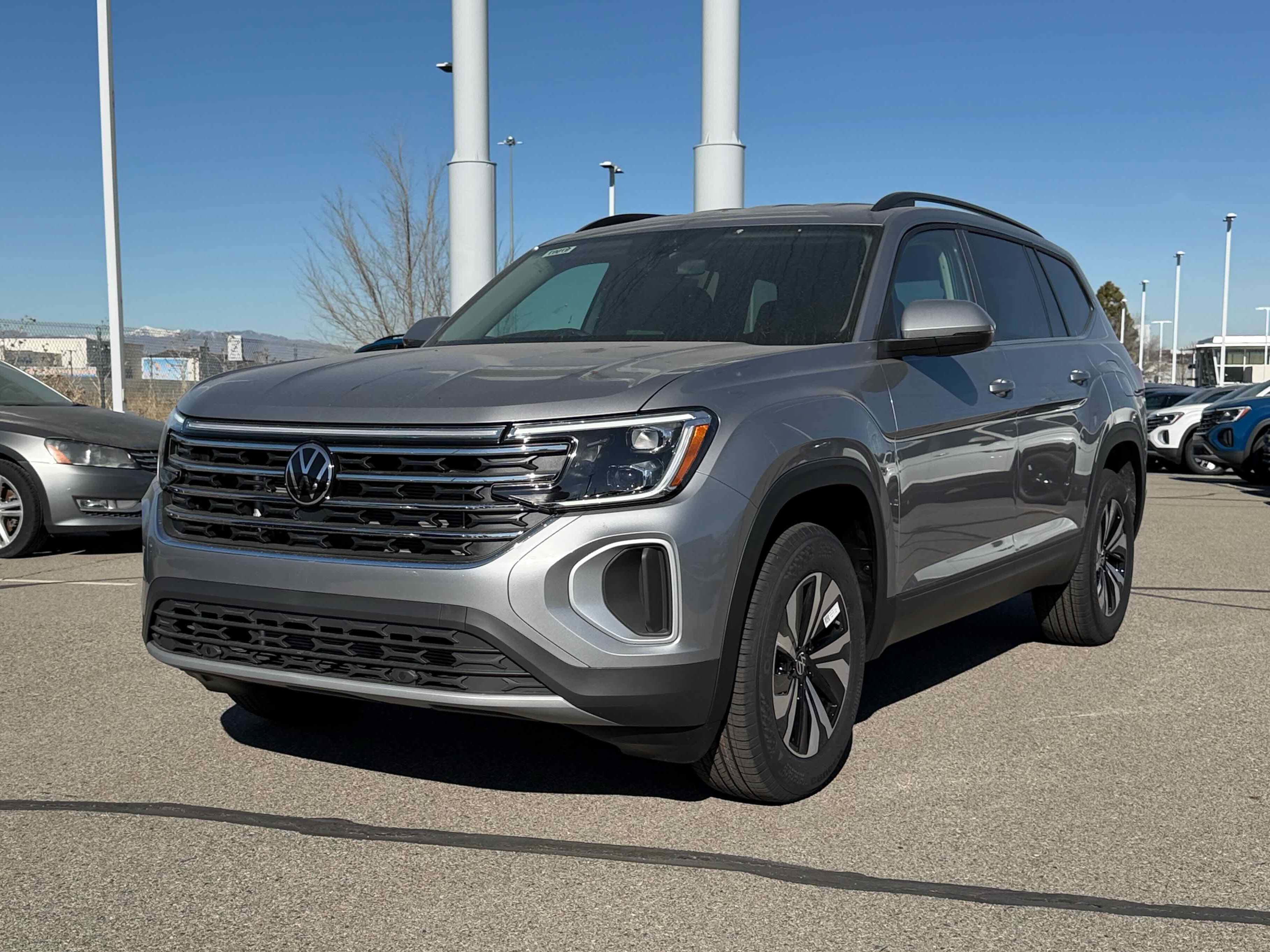 2026 Volkswagen Atlas 2.0T SE