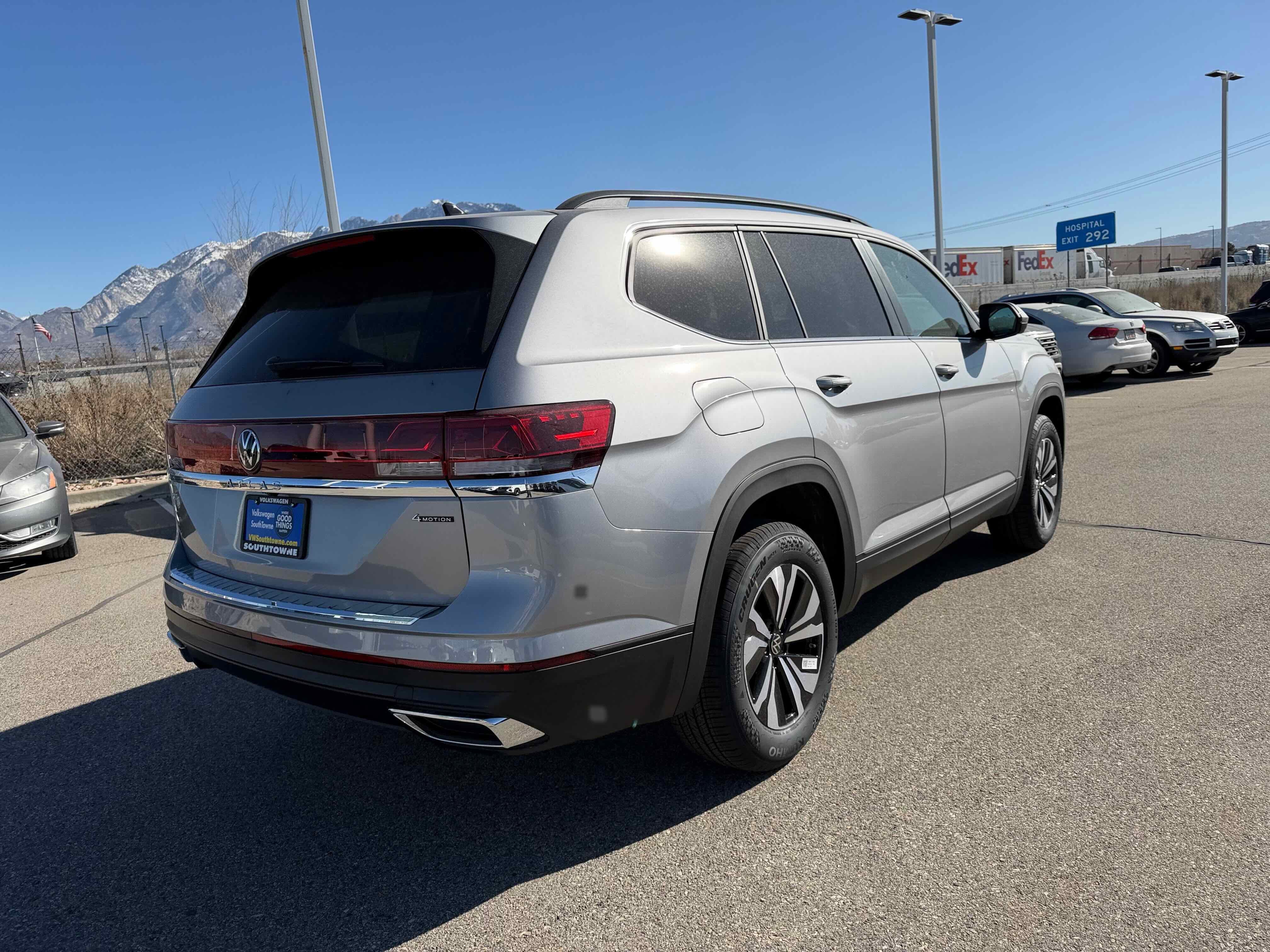 2026 Volkswagen Atlas 2.0T SE