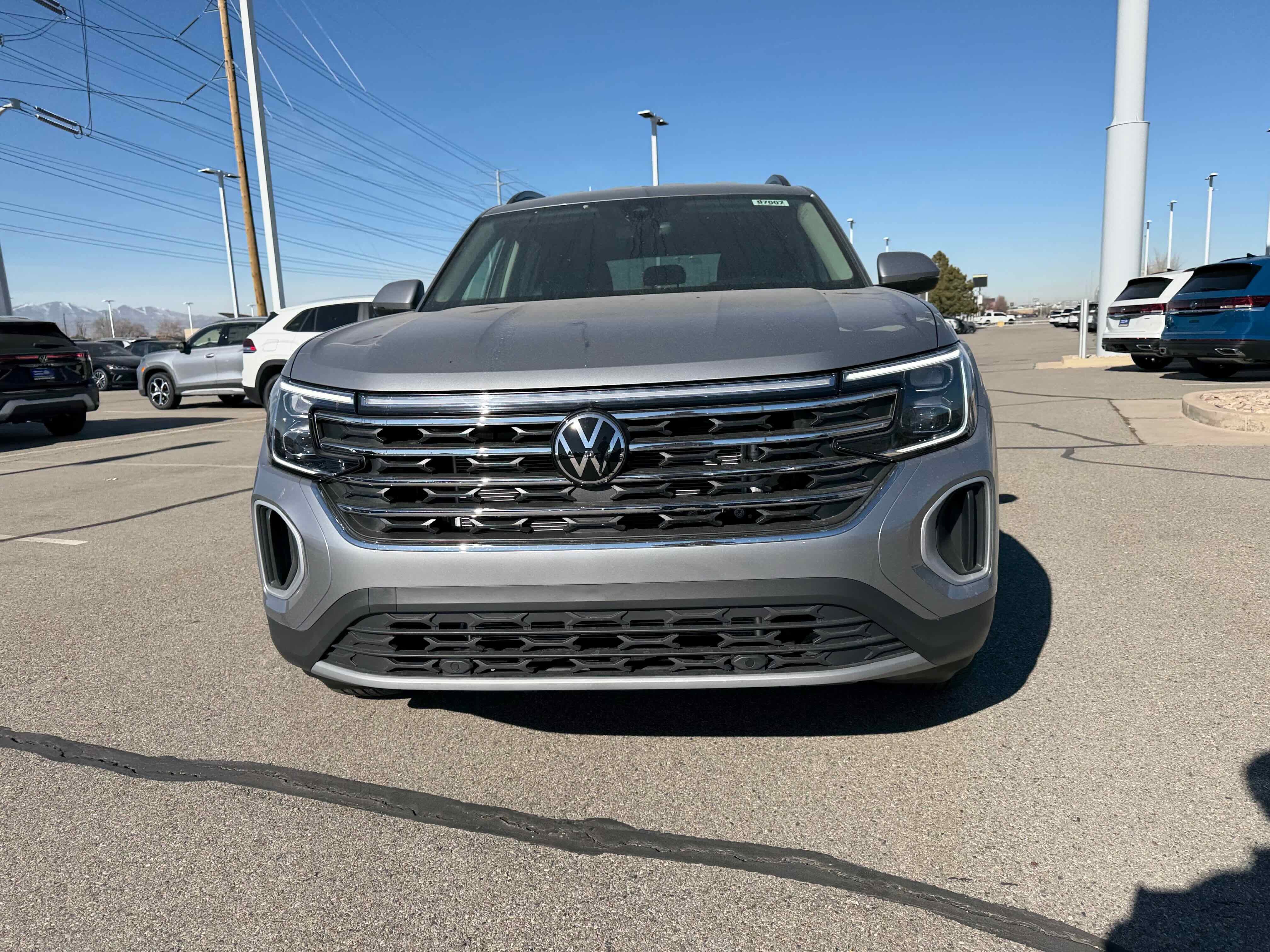 2026 Volkswagen Atlas 2.0T SE