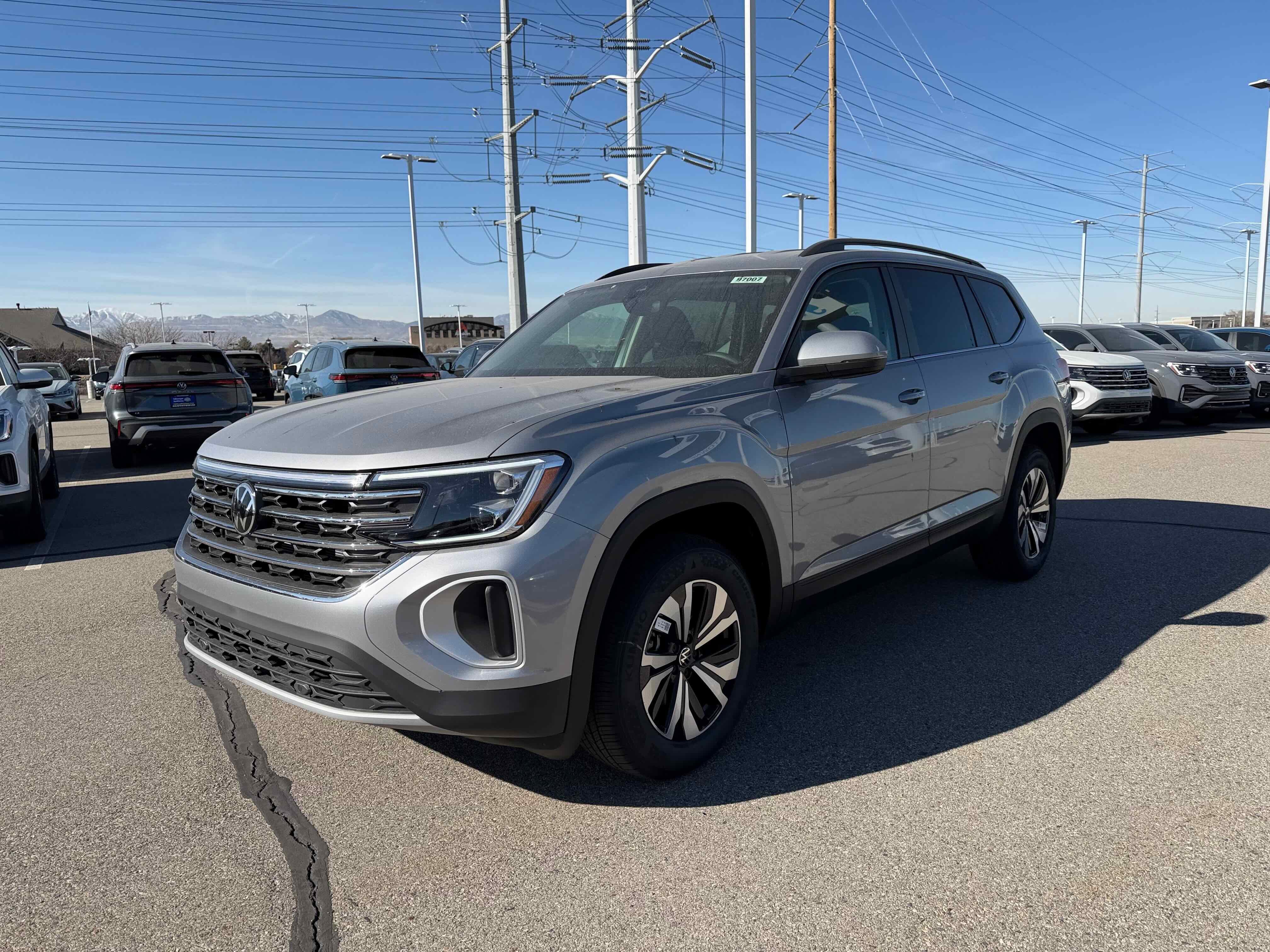 2026 Volkswagen Atlas 2.0T SE